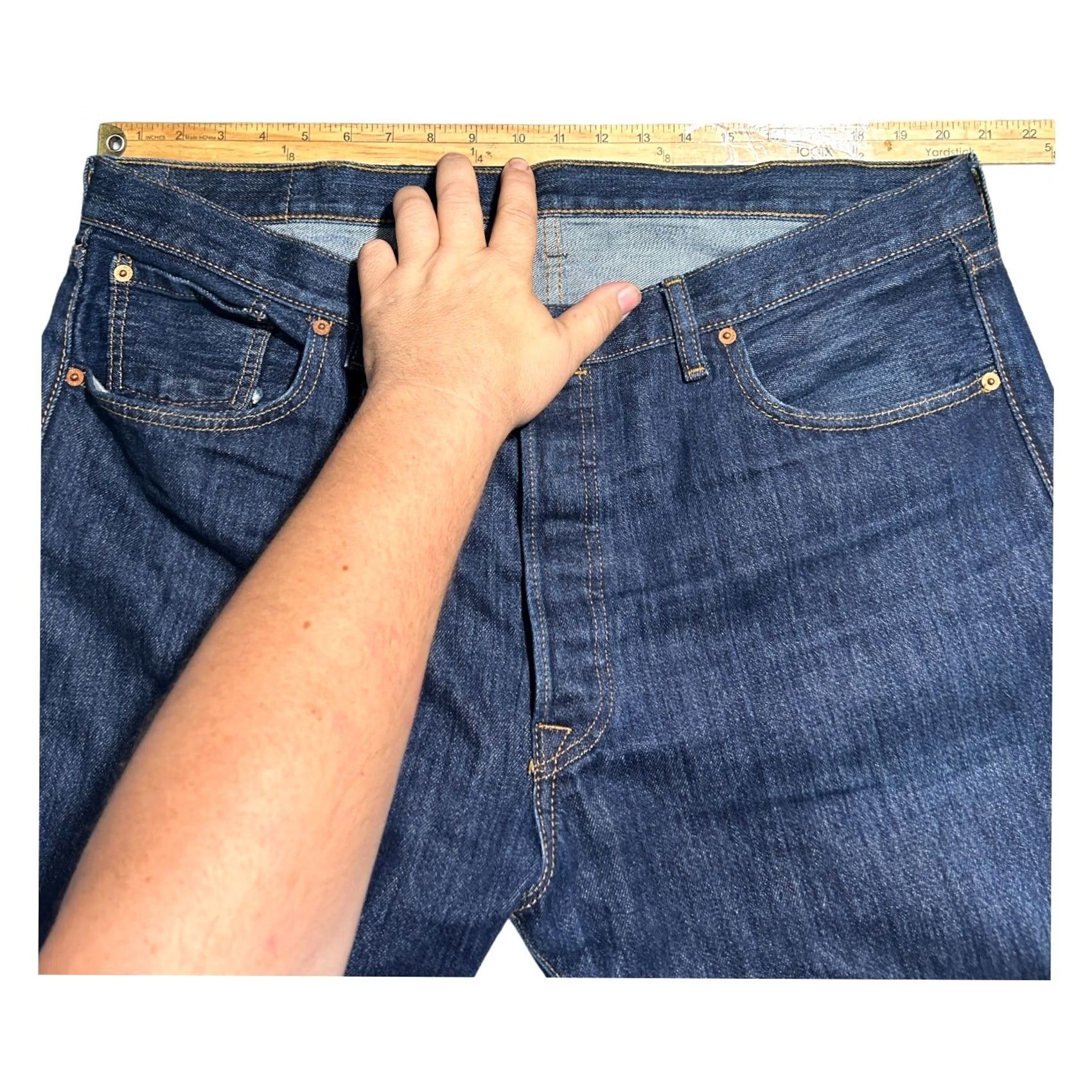 Levi's VINTAGE Levi's 501 Jeans Dark Blue Straight Jeans 40x32 5Buttons Men’s USA 90s Regular Blue Denim Cotton Blend Size US 40 / EU 56 - 5 Thumbnail