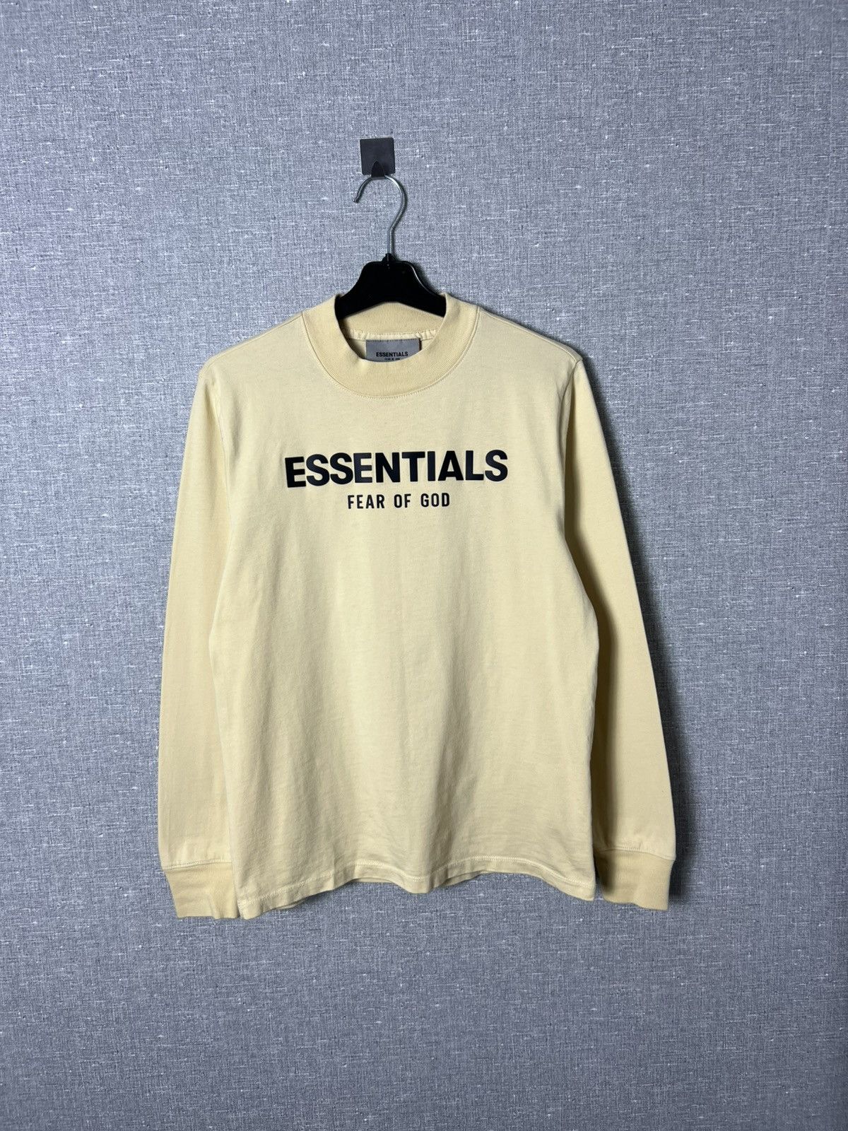 Fear of God FEAR OF GOD Essentials Women’s Big LOGO Long Sleeve Tee FOG Size L / US 10 / IT 46 - 1 Thumbnail