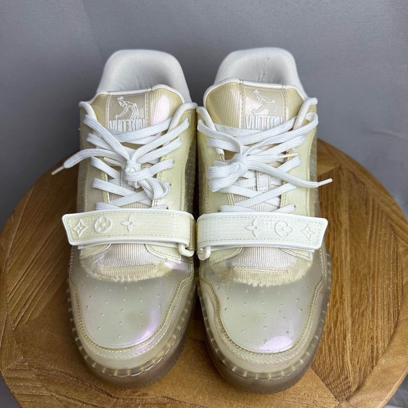 Louis Vuitton Louis Vuitton Transparent Logo Fashion Sneakers - Size US 8.5 / EU 41-42 - 2 Thumbnail