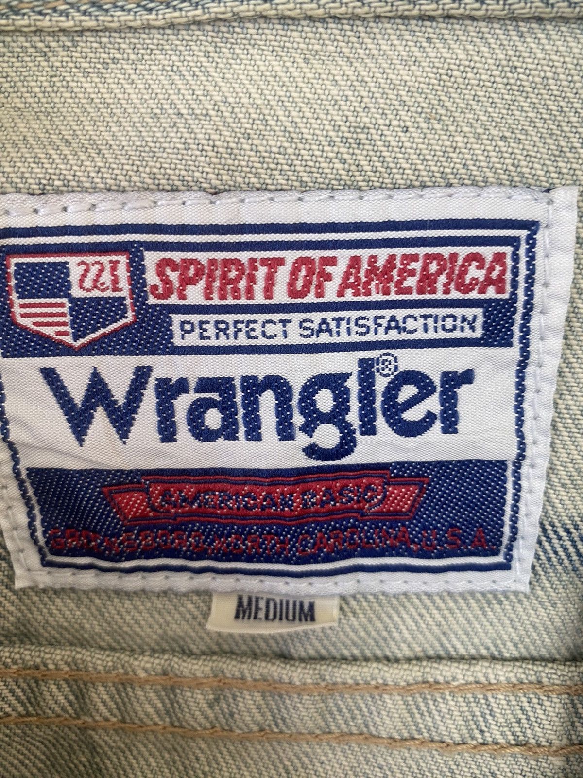 Wrangler Vtg Wrangler Spirit Of America Sun Faded Colour Denim Jacket Size US M / EU 48-50 / 2 - 9 Thumbnail
