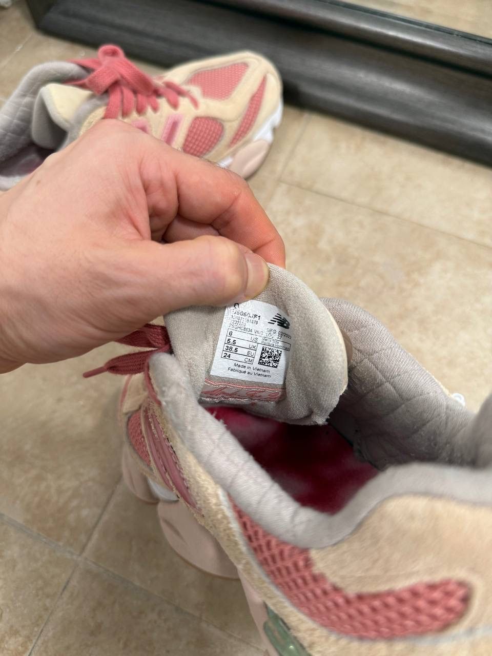Joe Freshgoods × New Balance Joe Freshgoods x New Balance 9060 COOKIE PINK DS U9060JF1 Size US 6 / EU 39 - 6 Thumbnail