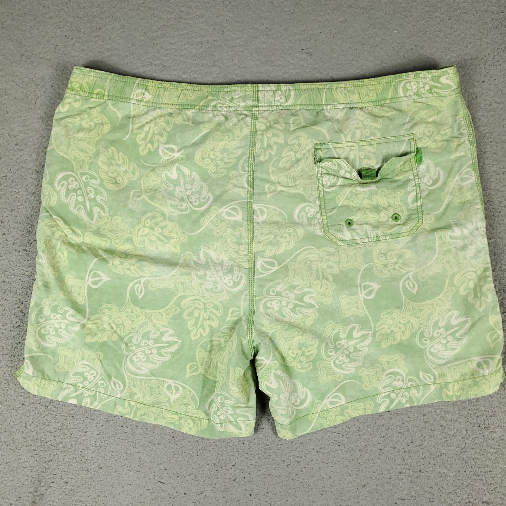 Tommy Bahama Tommy Bahama Shorts Mens Large Green Floral Tropical Beach Board Swim Trunks Size US 33 - 7 Thumbnail