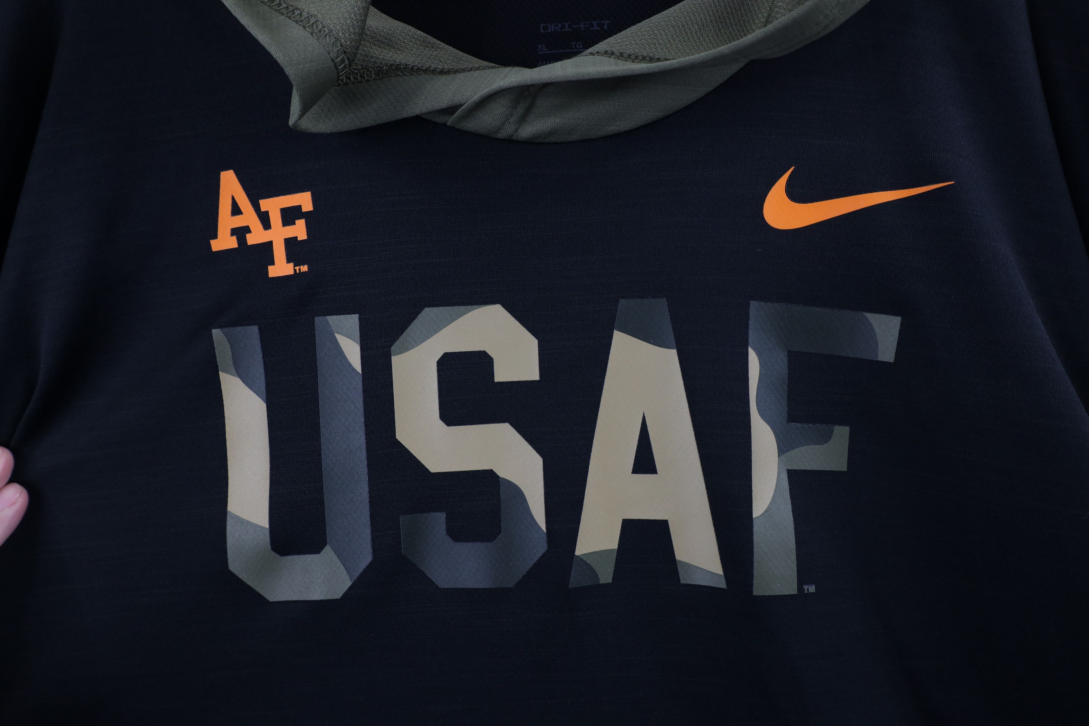 Nike × Vintage Nike Service United States Air Force Academy Hooded T-Shirt Size US XL / EU 56 / 4 - 6 Thumbnail