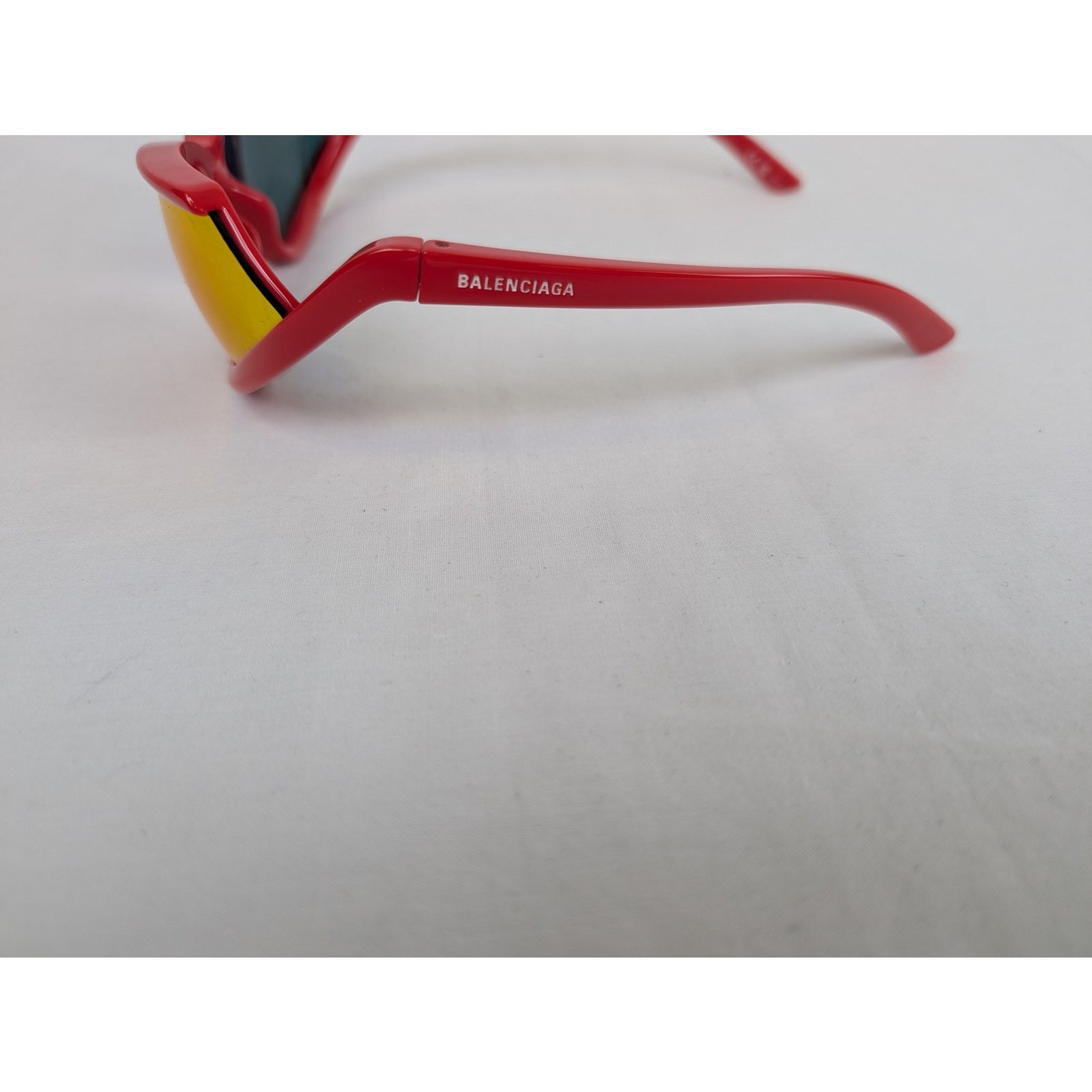 Balenciaga o1rshd1 Size: OS / Red Frame Sunglasses in Multicolor Size ONE SIZE - 5 Thumbnail