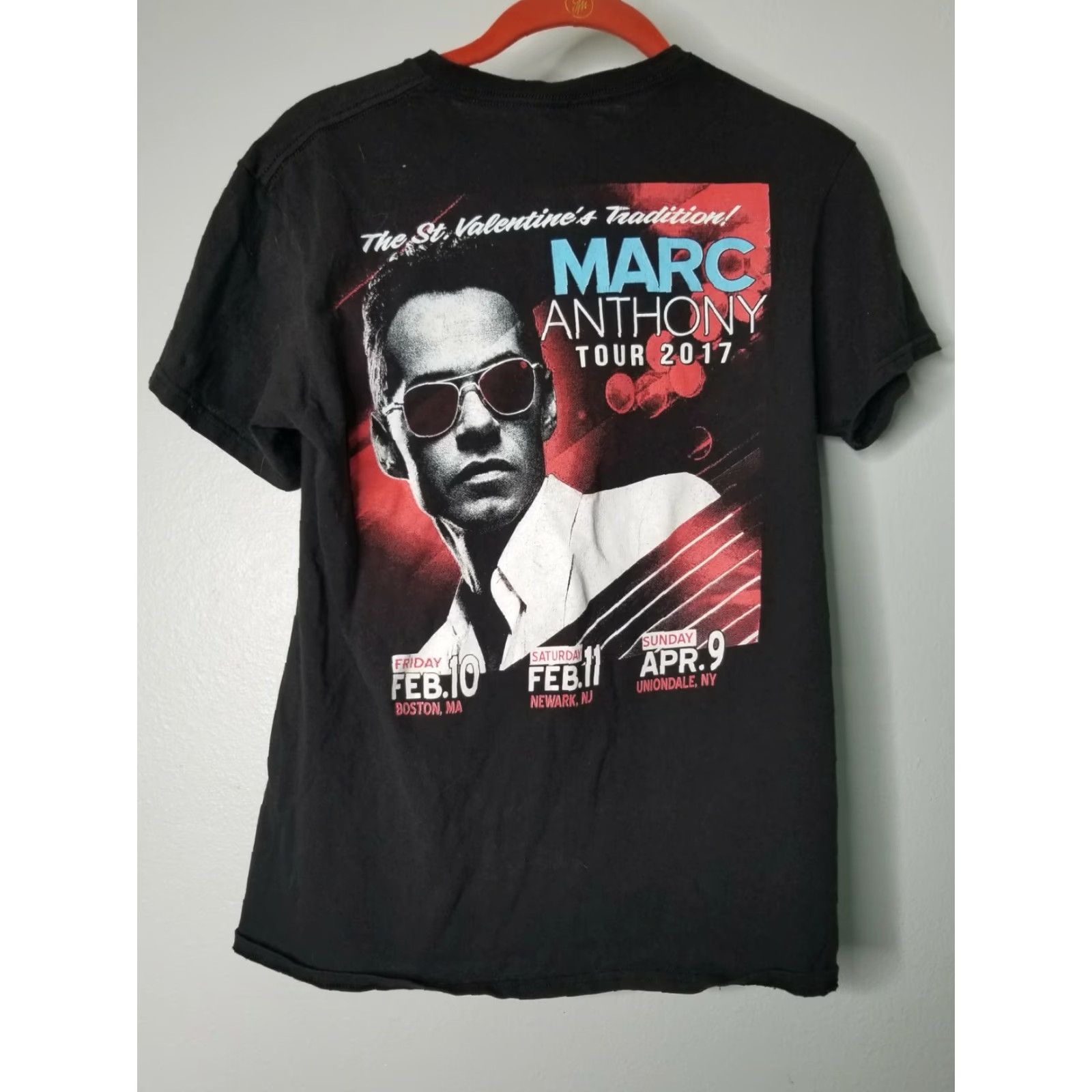 DANCER Marc Anthony Mens T-Shirt Tour 2017 Latin Rock Pop Dance Concert Tee S Black Mens Shirts Size US S / EU 44-46 / 1 - 2 Thumbnail