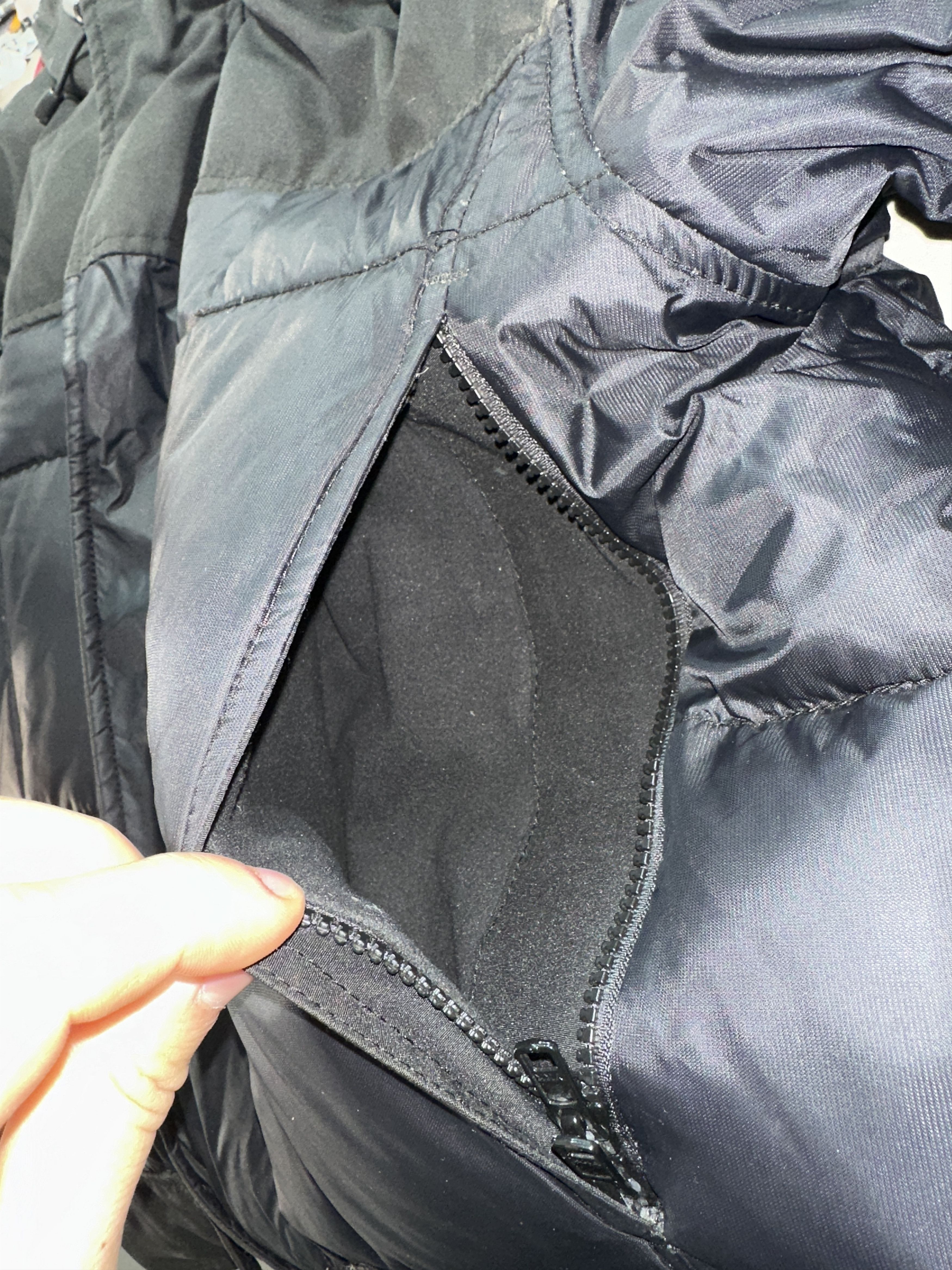Canada Goose Canada Goose Arctic Program Down Parka Black Jacket Size M Size US M / EU 48-50 / 2 - 12 Thumbnail