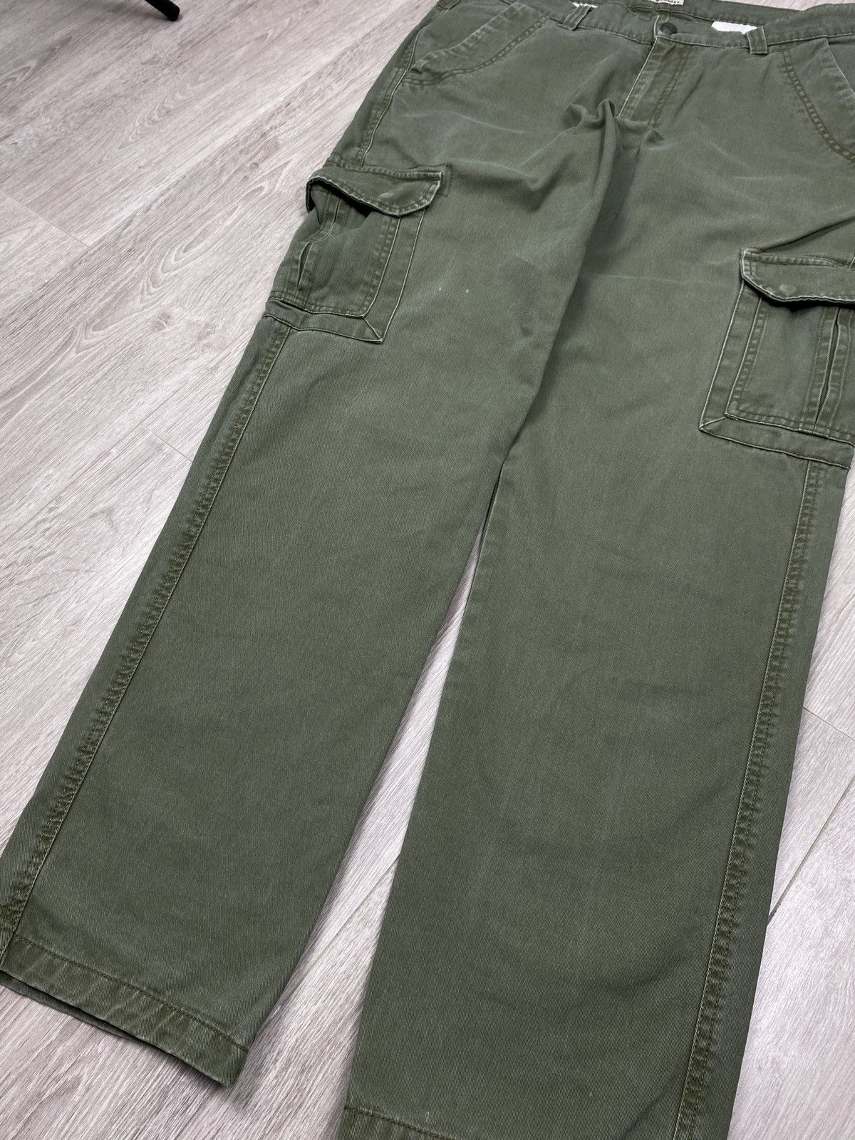 Japanese Brand Vintage Khaki Baggy Cargo Pants size 34 Size US 34 / EU 50 - 3 Thumbnail