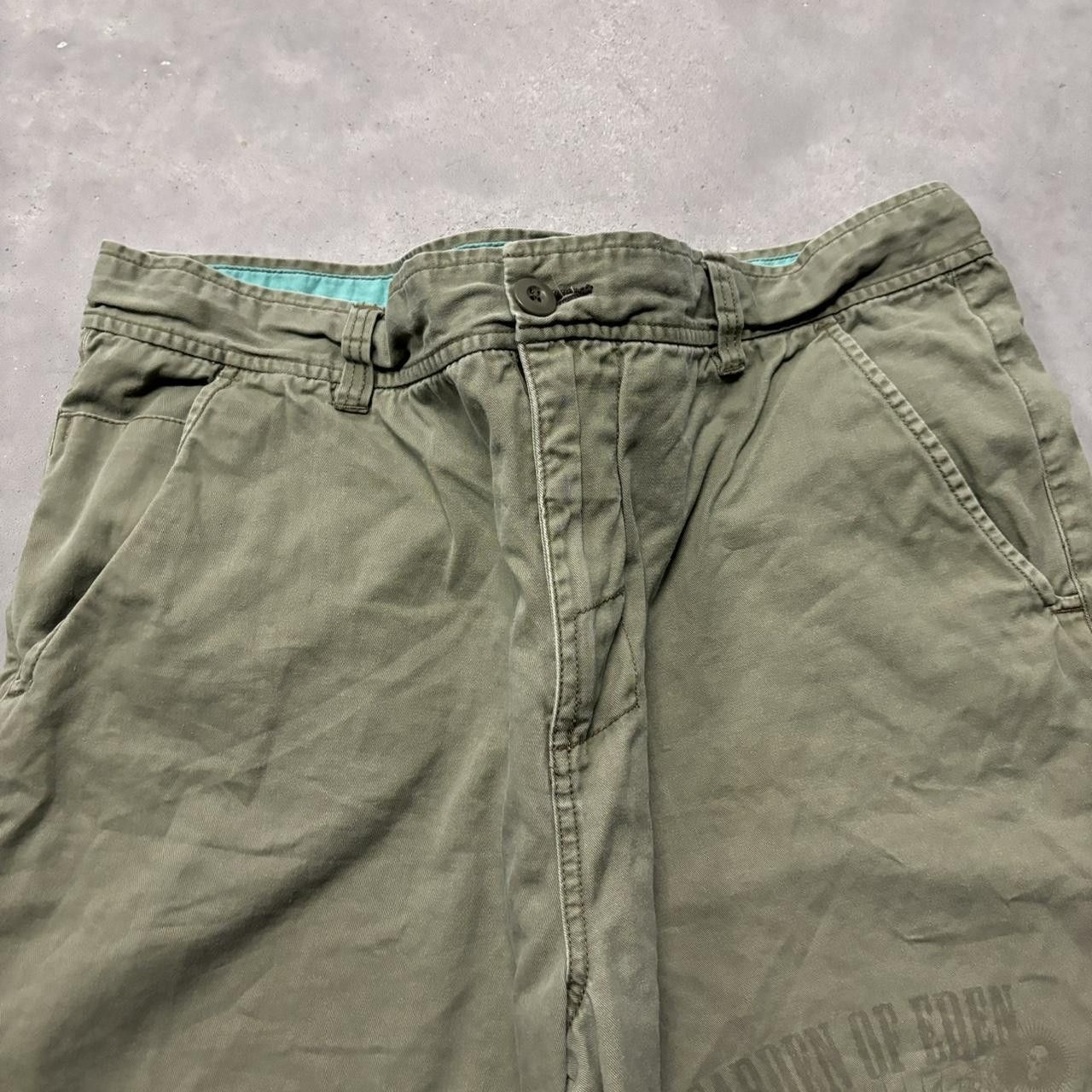 Japanese Brand × Vintage Crazy Vintage Y2K/2000s Baggy Grunge Khaki Skater Style Shorts! Size US 40 / EU 56 - 2 Thumbnail