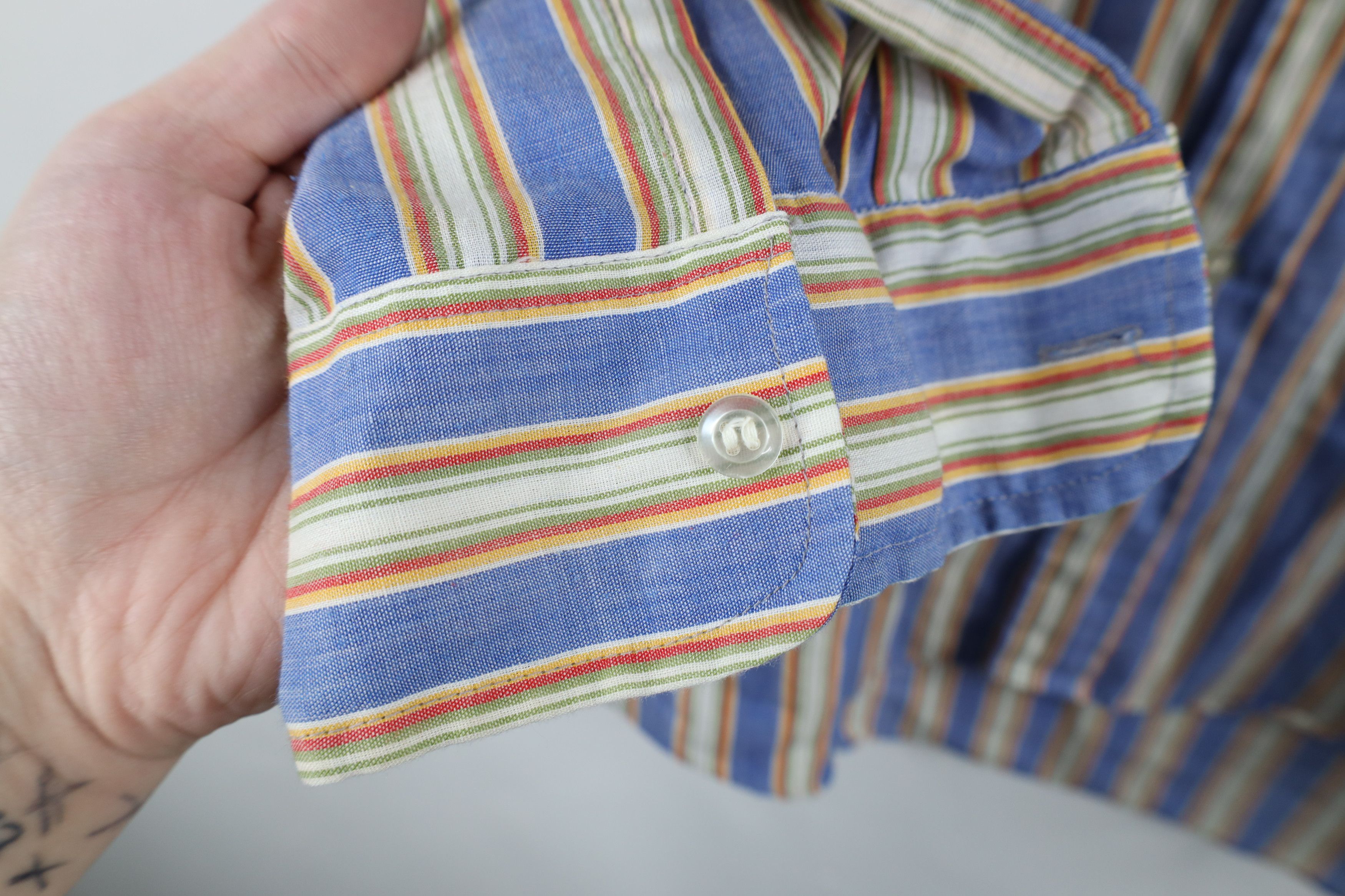 Vintage Vintage 60s 70s Streetwear Striped Collared Button Shirt Size US L / EU 52-54 / 3 - 6 Thumbnail