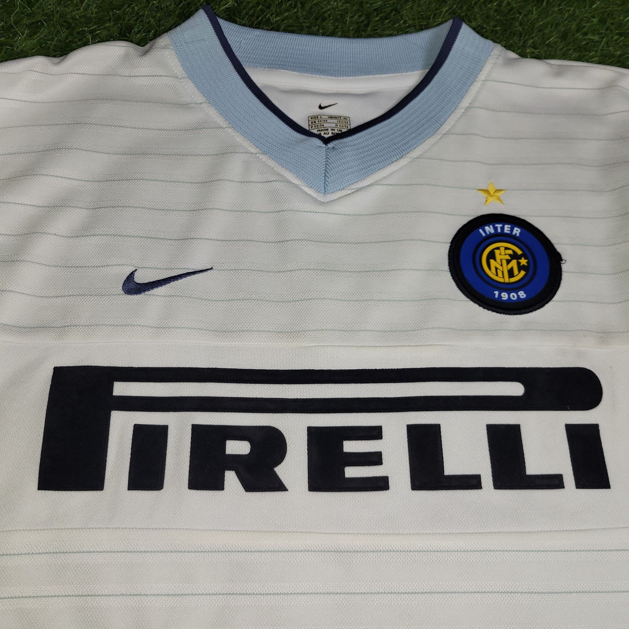 Nike Ronaldo Inter Milan 2000 2001 Away Jersey Shirt L Size US L / EU 52-54 / 3 - 3 Thumbnail