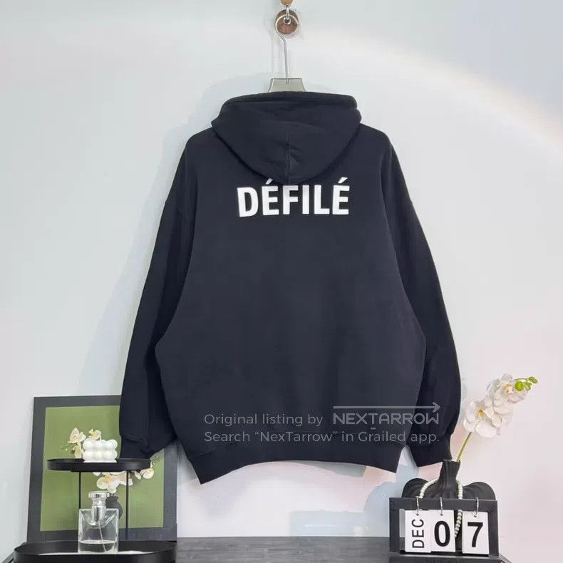 Balenciaga Balenciaga Front and back Defile French hoodie Size US XS / EU 42 / 0 - 3 Thumbnail