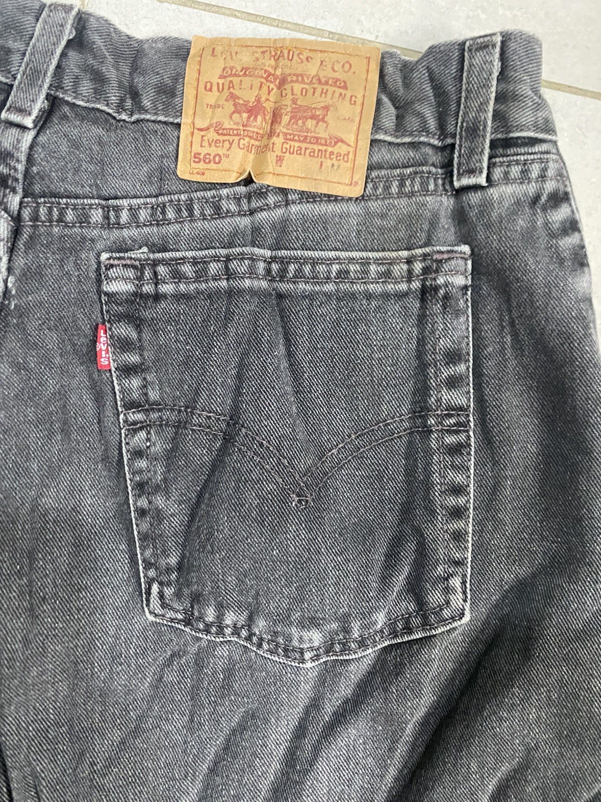 Levi's VINTAGE LEVIS 560 USA Size US 33 - 11 Thumbnail