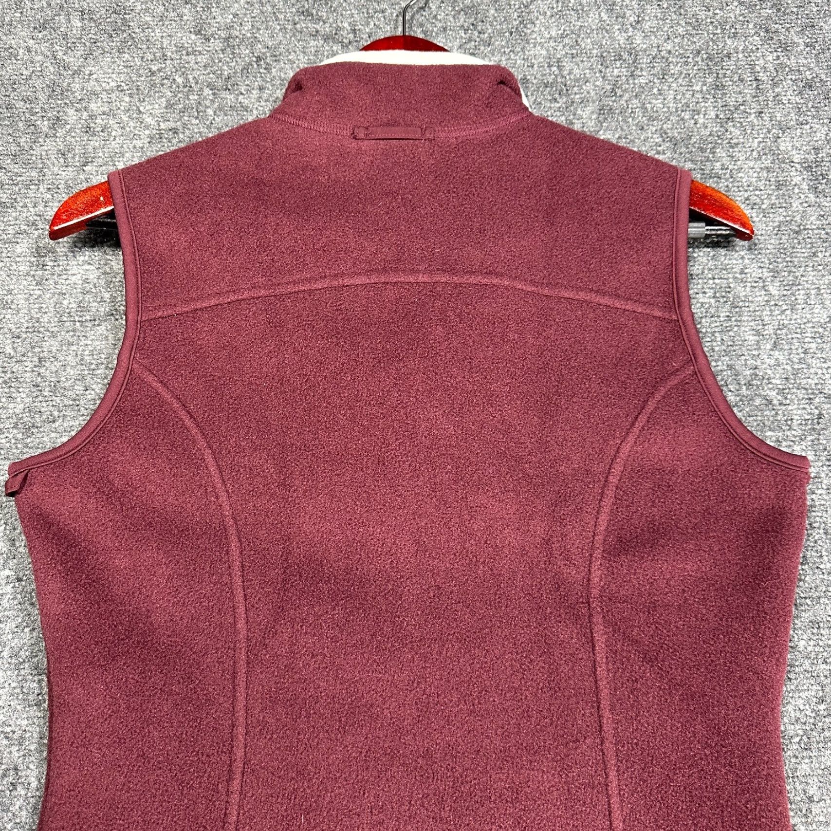 Eddie Bauer Eddie Bauer Vest Womens XS Fleece Full Zip Plum Wine Color Pockets Logo Casual Jacket (19) Size XS / US 0-2 / IT 36-38 - 7 Thumbnail
