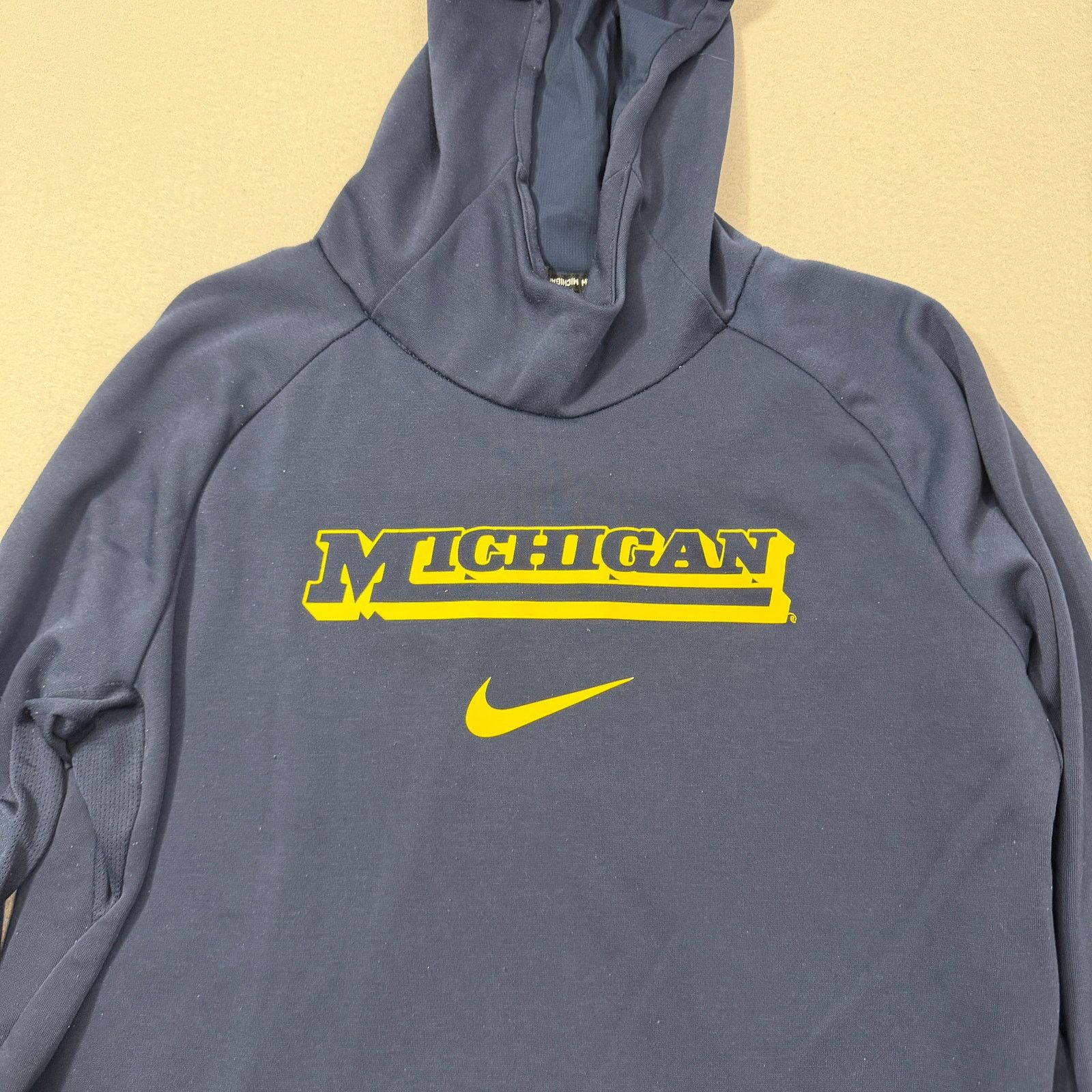 Nike Nike Michigan Wolverines Hoodie Men's Large Blue Yellow Size US L / EU 52-54 / 3 - 2 Thumbnail