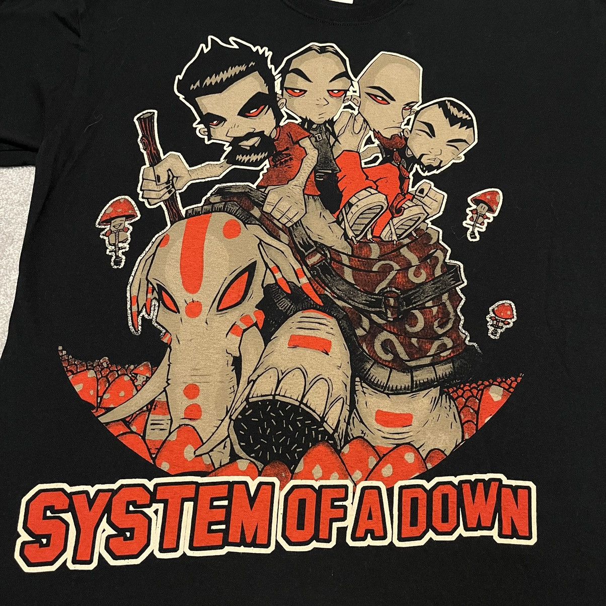 Band Tees Vintage 2000s System of a Down Mushroom Graphic Band T Shirt Size US XL / EU 56 / 4 - 3 Thumbnail