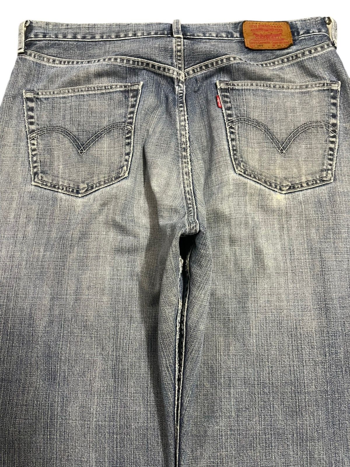 Levi's Vintage 90s Levis 504 Blue Wash Distressed Loose Jeans Size US 35 - 5 Thumbnail