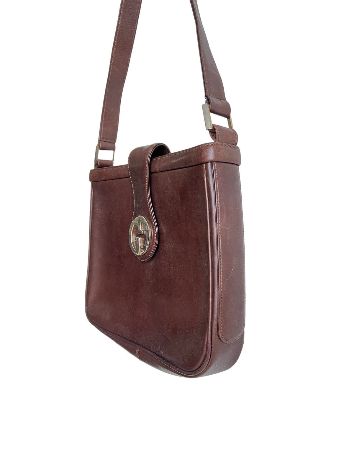 Genuine Leather × Gucci Vintage 1980s Gucci GG Crossbody Leather Sling Bag Size ONE SIZE - 5 Thumbnail