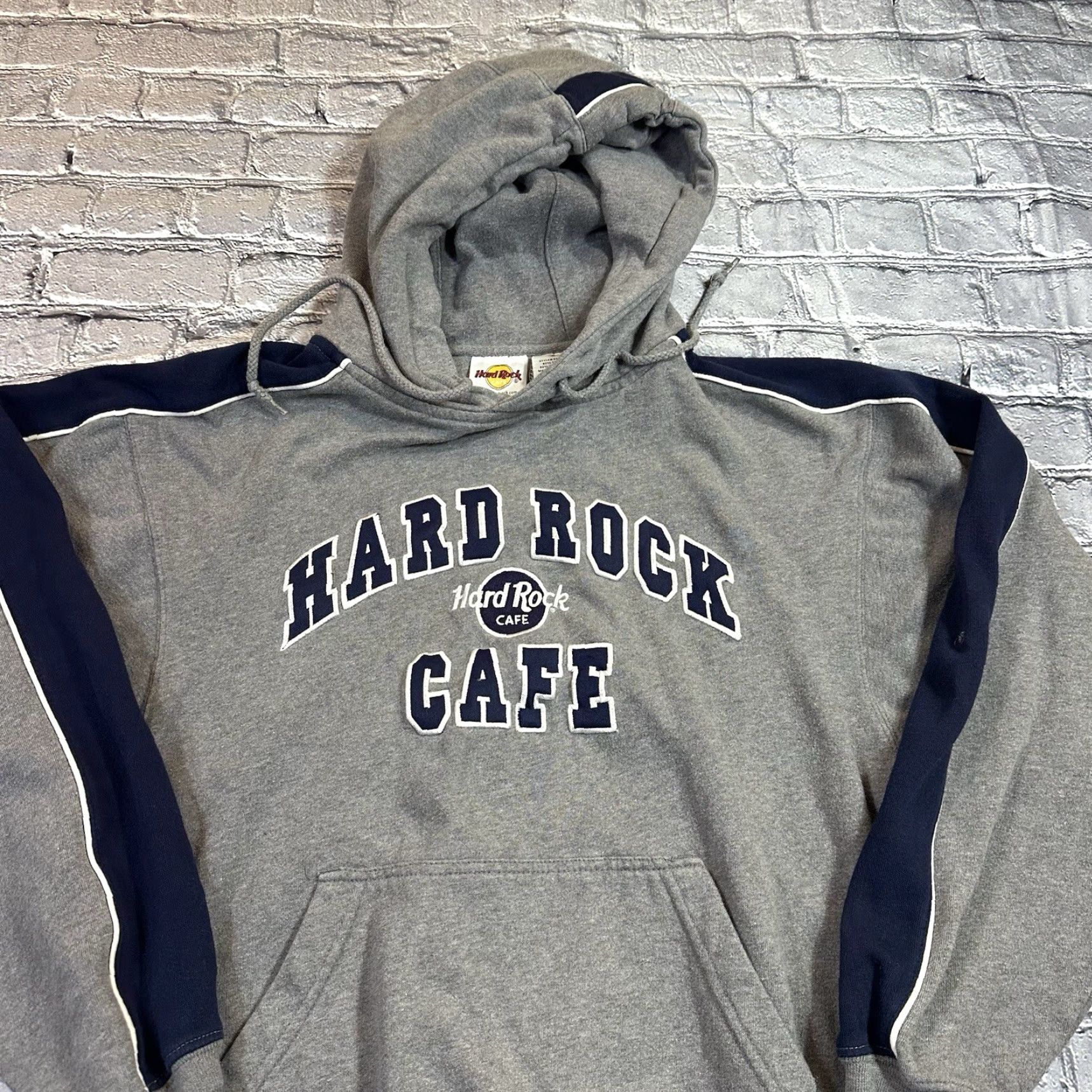 Hard Rock Cafe VINTAGE Hard Rock Cafe Atlantic City Hoodie Embroidered Spell Out Men's Small Size US S / EU 44-46 / 1 - 3 Thumbnail