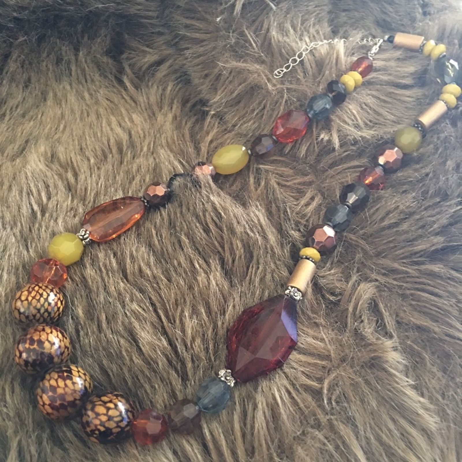 Vintage Vintage multi tone animal print beaded necklace Size ONE SIZE - 6 Thumbnail