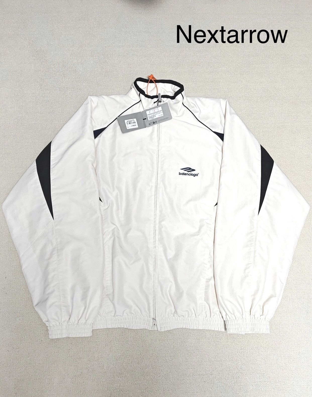 Balenciaga 23fw white and black colortracksuit sports jacket