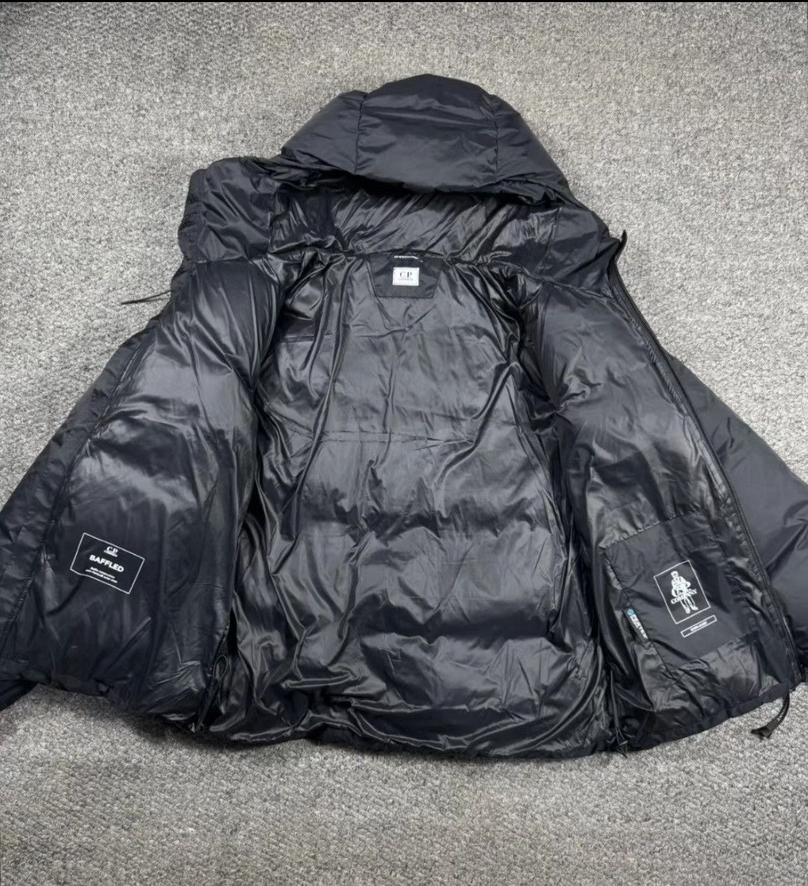 Balenciaga c.p. company black jacket wxx Size US S / EU 44-46 / 1 - 5 Thumbnail