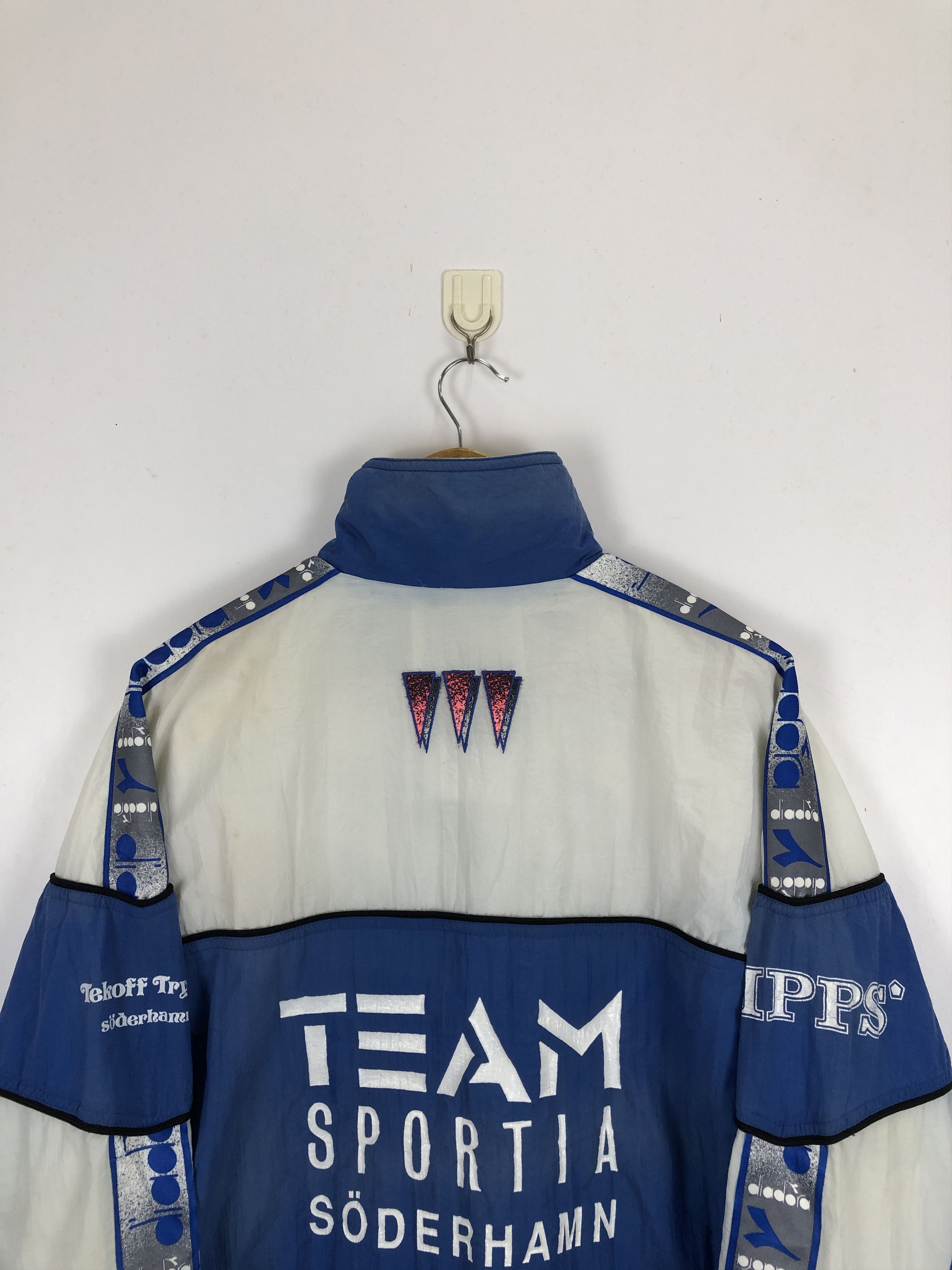 Diadora Vintage 90s Diadora Windbreaker Zipper Light Jacket J1689 Size US XL / EU 56 / 4 - 4 Thumbnail