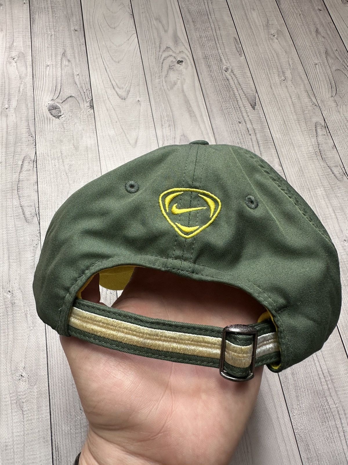 Nike × Vintage Vintage Nike Brazil soccer cap green Brasil khaki logo Size ONE SIZE - 3 Thumbnail