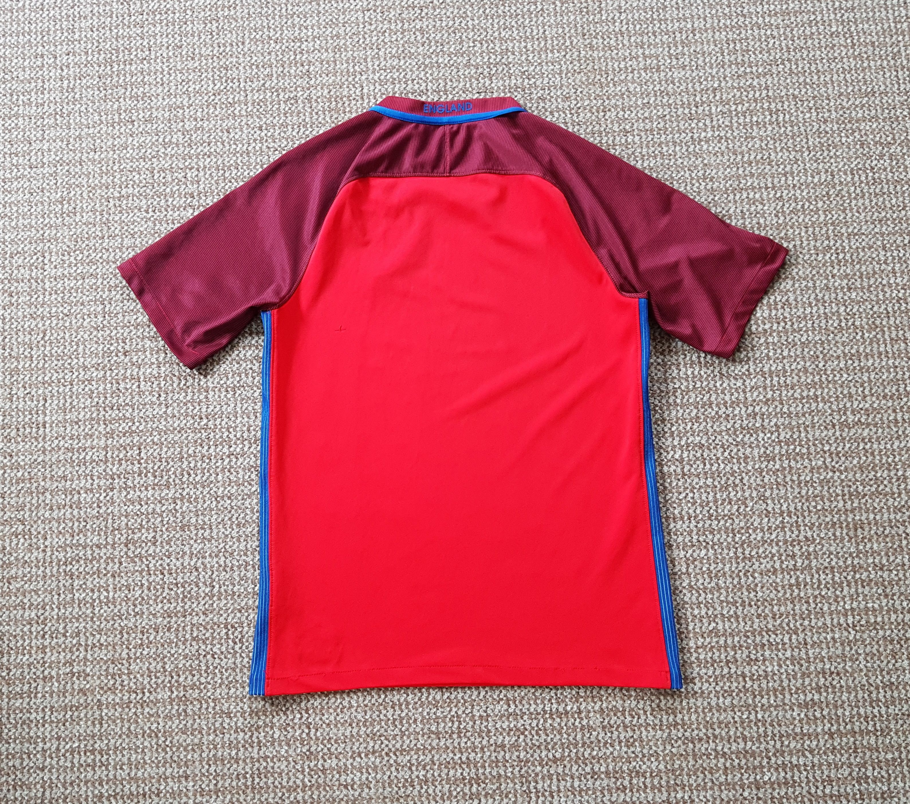 Nike Nike England 2016 Away Football Soccer Jersey sz S Size US S / EU 44-46 / 1 - 2 Thumbnail