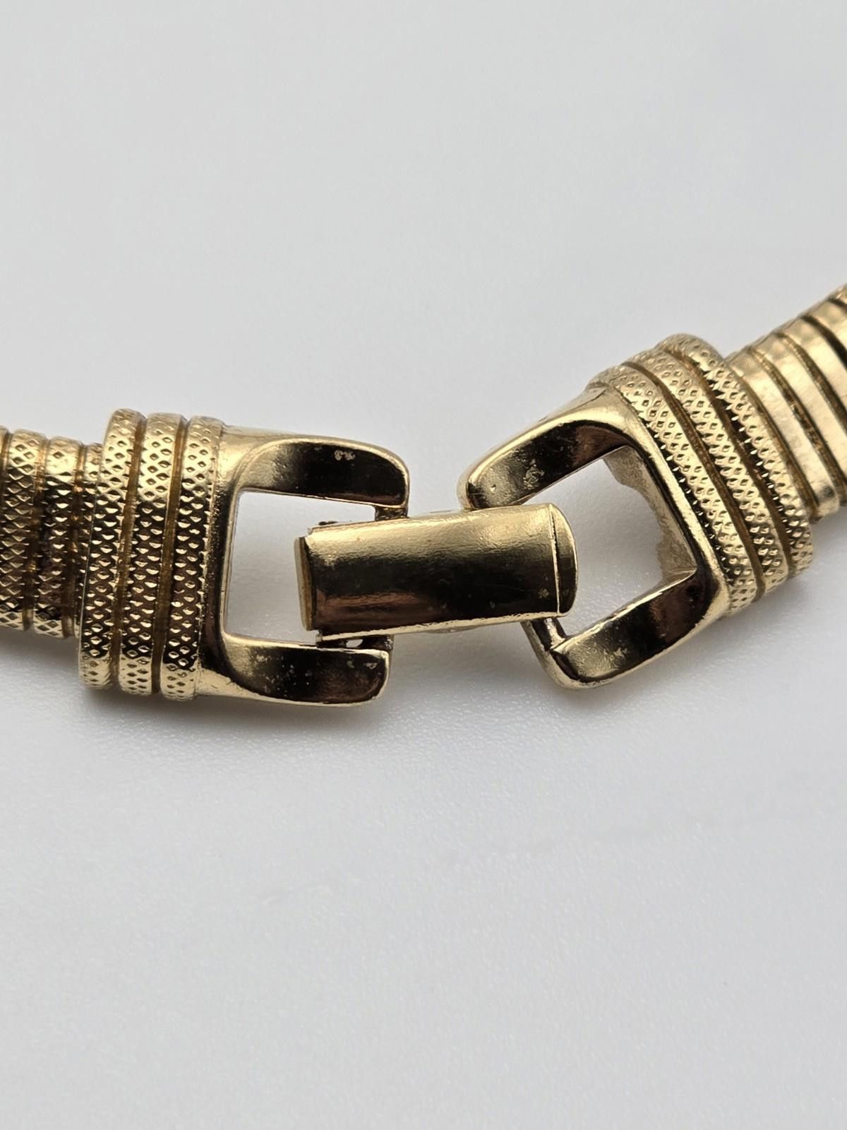 Other Vintage Signed Trifari Gold Tone Reversible Omega Necklace Size ONE SIZE - 4 Thumbnail