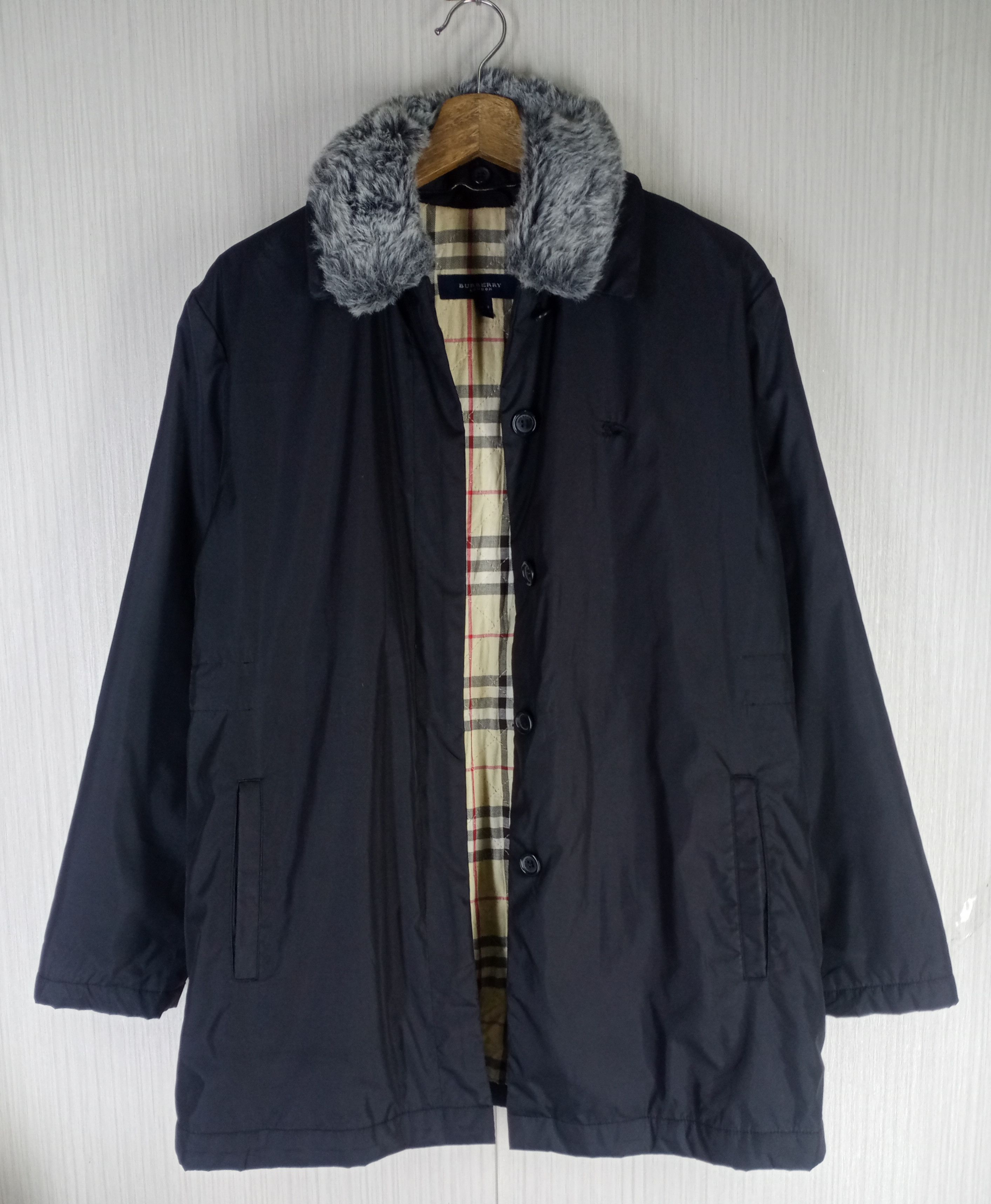 Burberry Rare Burberry London Nova Check Faux Fur Jacket Size US M / EU 48-50 / 2 - 3 Thumbnail
