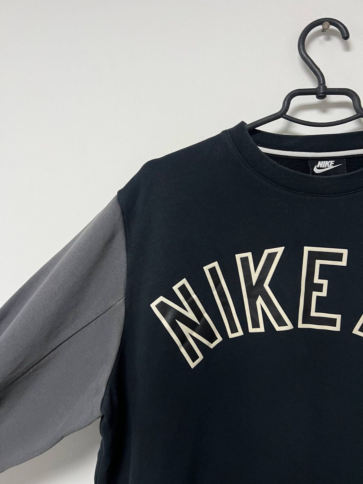 Nike Vintage Nike Air Sweatshirt Hoodie Athletic Black Mens M Size US M / EU 48-50 / 2 - 4 Thumbnail