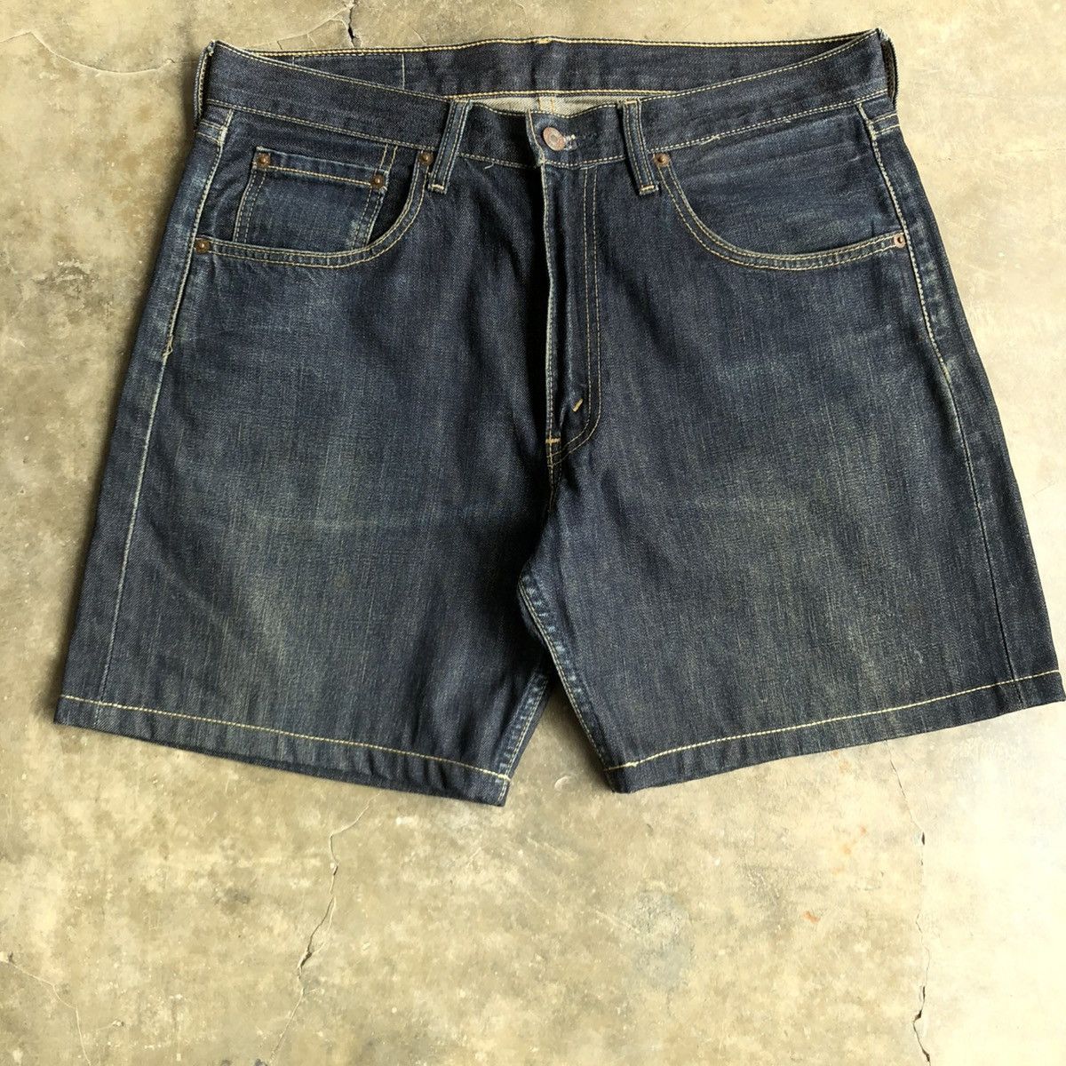 Levi's Vintage Clothing Vintage Levis 503 32x34 Denim Jeans Short Pants Size US 33 - 11 Thumbnail