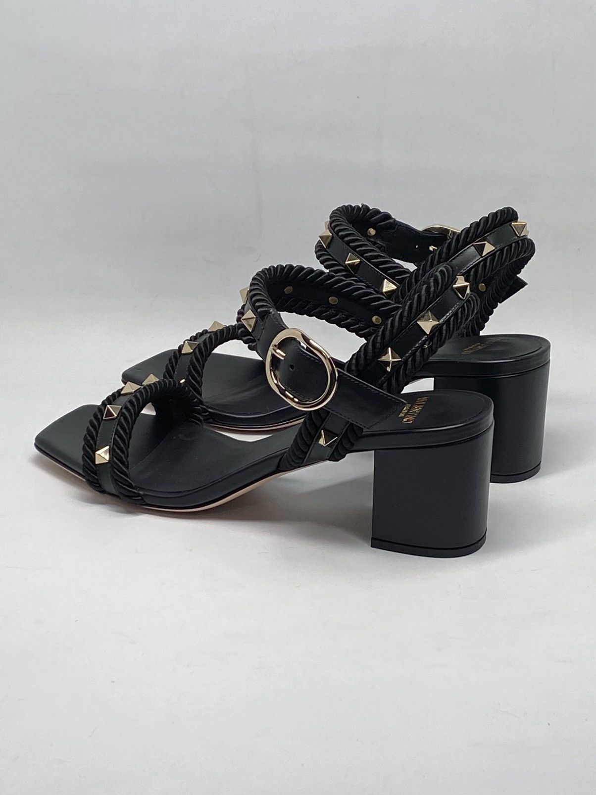 Valentino Valentino Garavani Rockstud Leather Sandals size 37.5 Size US 7.5 / IT 37.5 - 5 Thumbnail