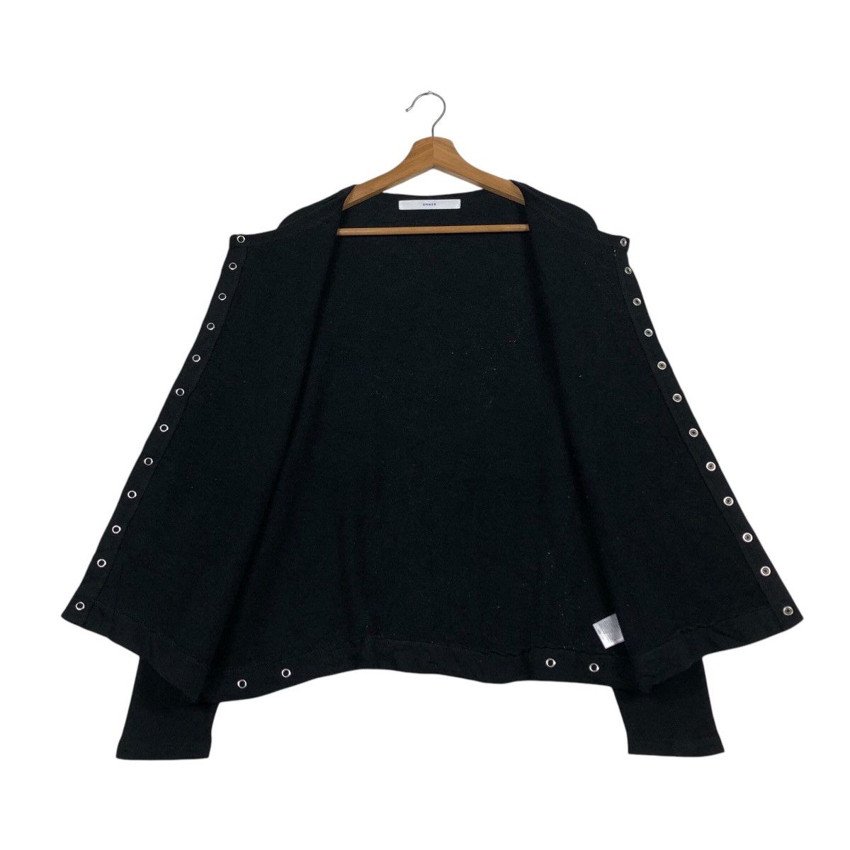 Japanese Brand OMNES Classic Black Knitwear Button Cardigan Issey Miyake Size US M / EU 48-50 / 2 - 14 Thumbnail
