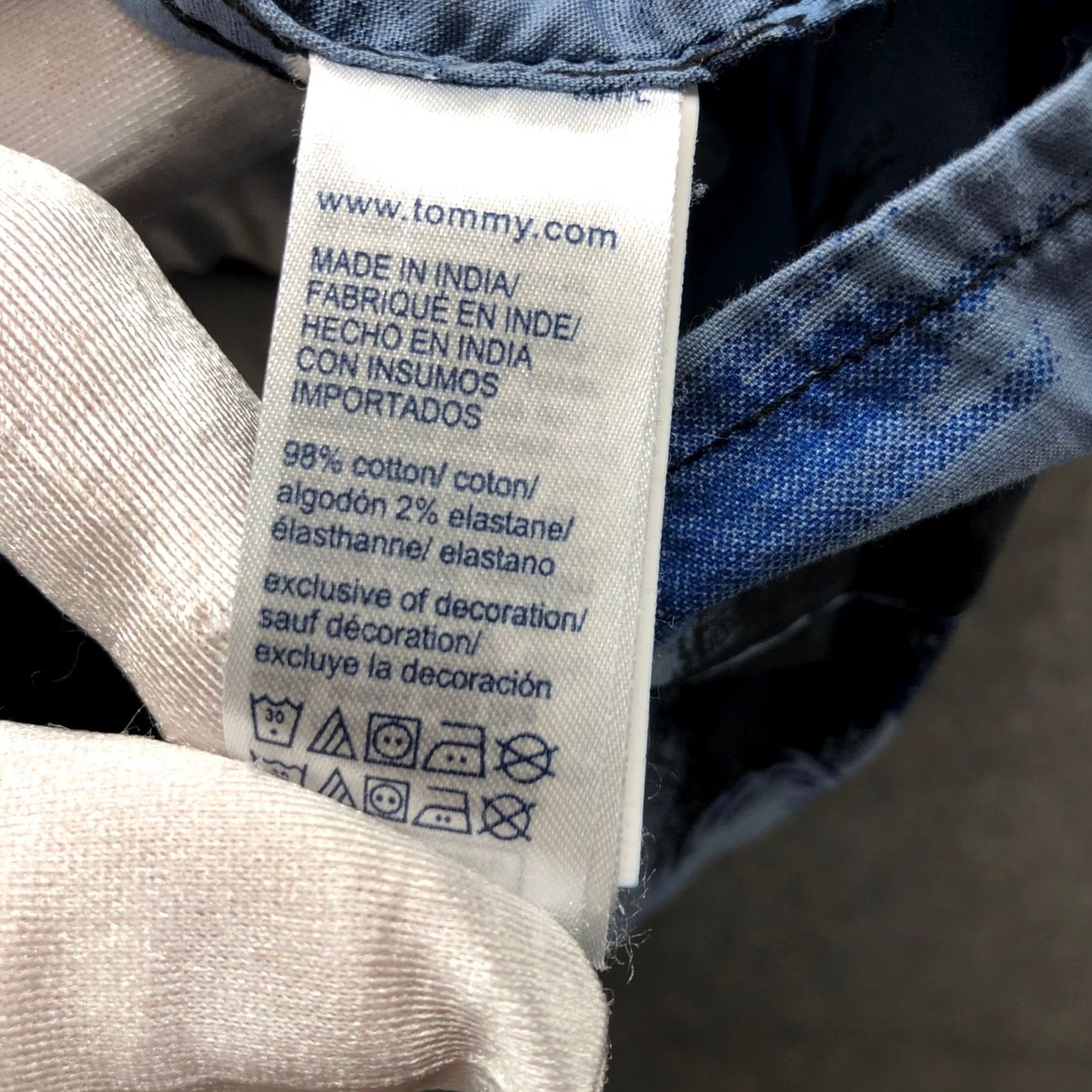 Tommy Hilfiger VINTAGE? No. Size US XL / EU 56 / 4 - 4 Thumbnail