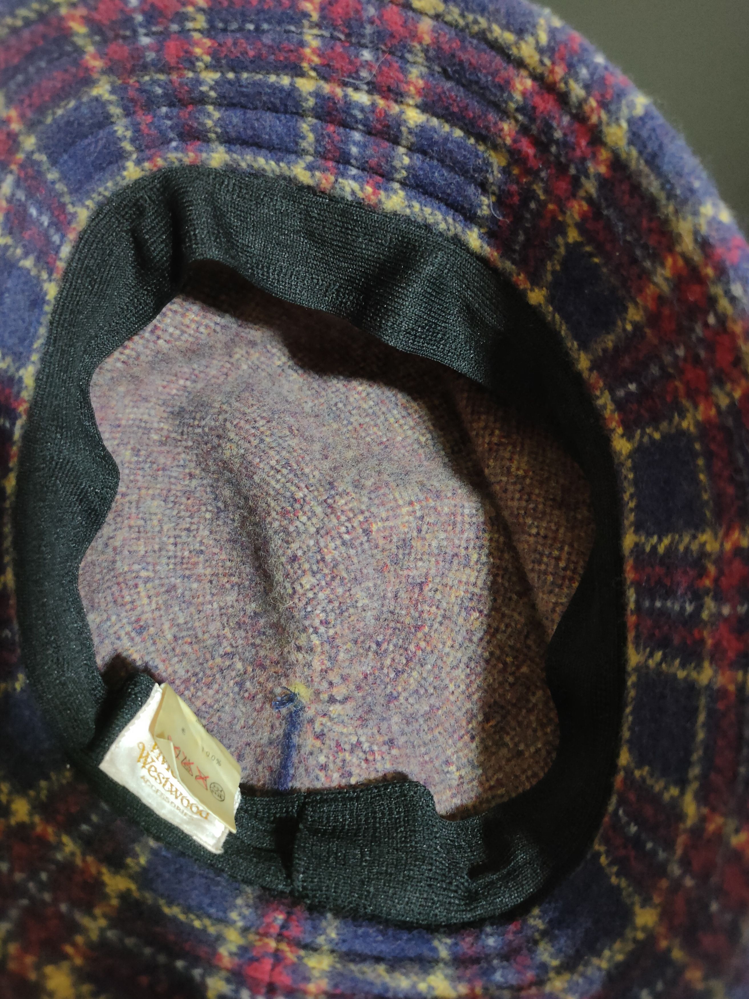 Vivienne Westwood Vivienne Westwood hat Size ONE SIZE - 8 Thumbnail