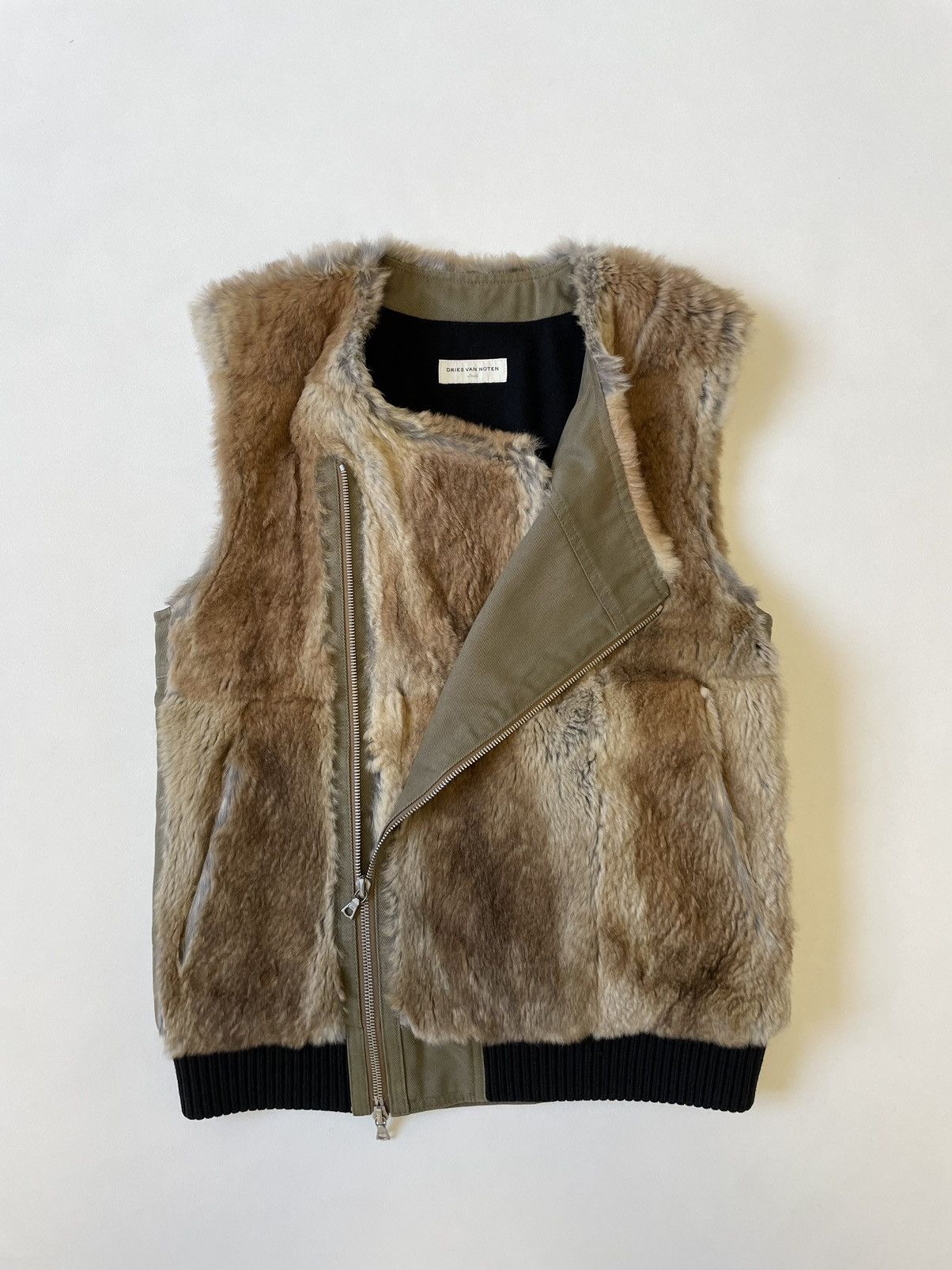 Dries Van Noten A/W 10 Rabbit Fur Biker Vest Size US S / EU 44-46 / 1 - 6 Thumbnail