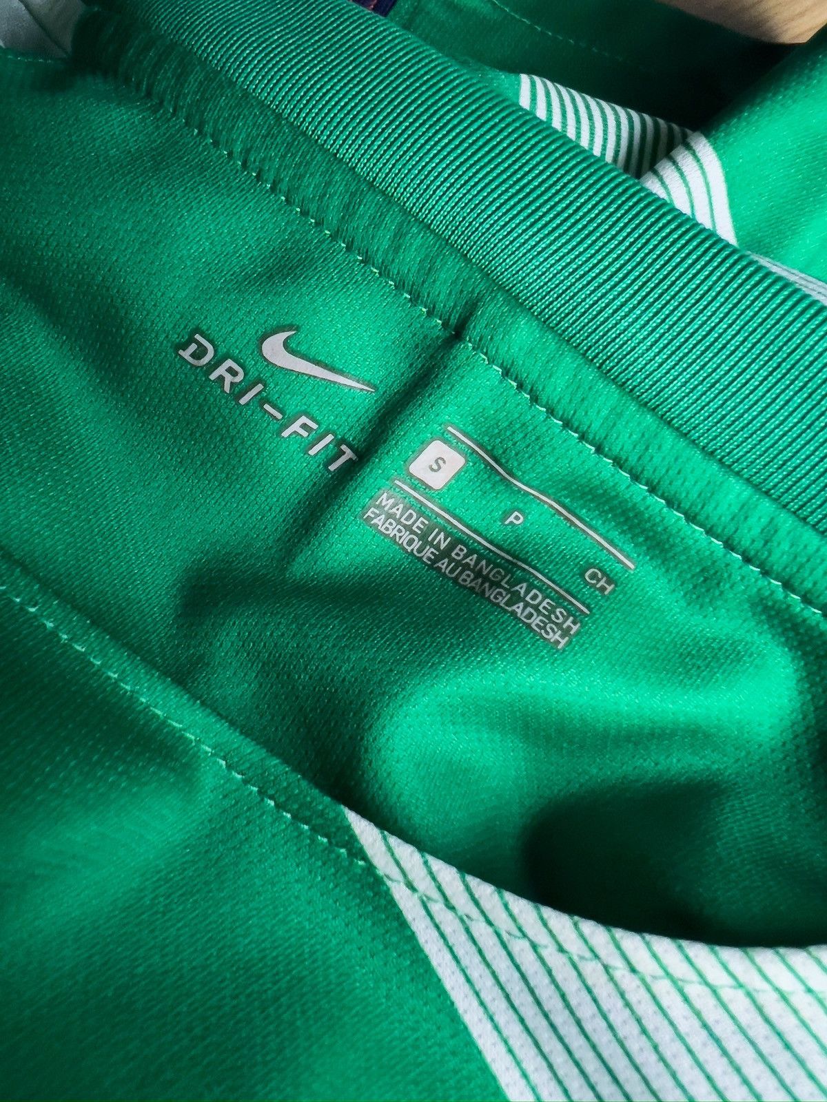 Nike Werder Bremen Home Jersey 2016-2017 Size US S / EU 44-46 / 1 - 11 Thumbnail