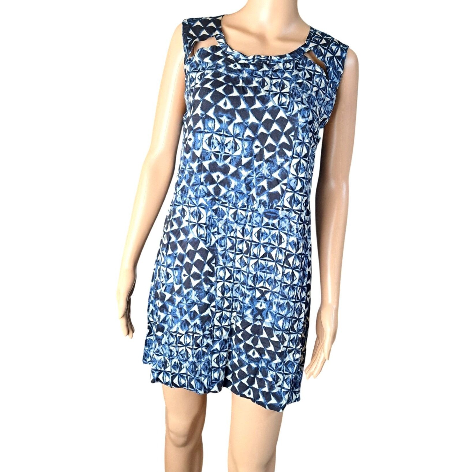 Lucky Brand Lucky Brand Blue White Sleeveless Geometric Shift Dress Size XS / US 0-2 / IT 36-38 - 1 Thumbnail