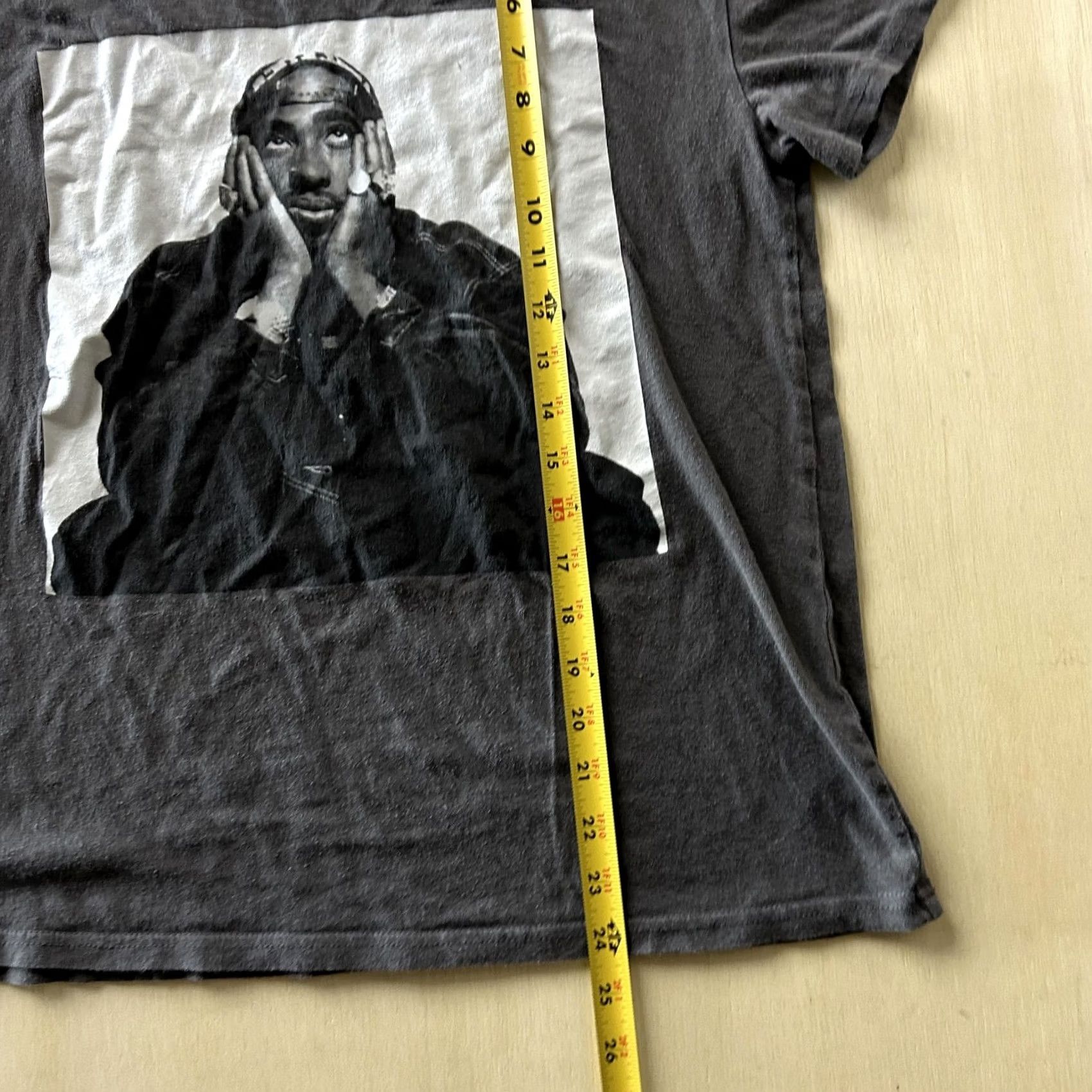 Vintage 2PAC Shirt Mens Medium Gray Tupac Shakur Photo Rap Music Graphic Tee T-Shirt Size US M / EU 48-50 / 2 - 3 Thumbnail