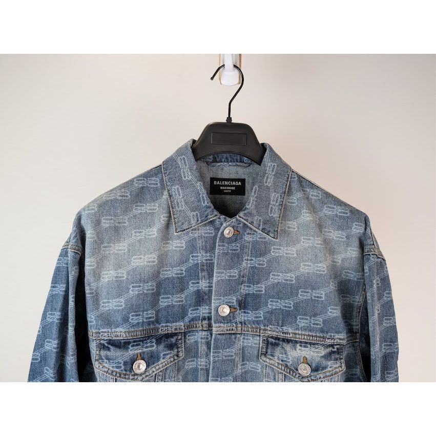 Balenciaga o1rshd1 Large Fit Denim Jacket in Blue Authentic Ring Size US M / EU 48-50 / 2 - 3 Thumbnail