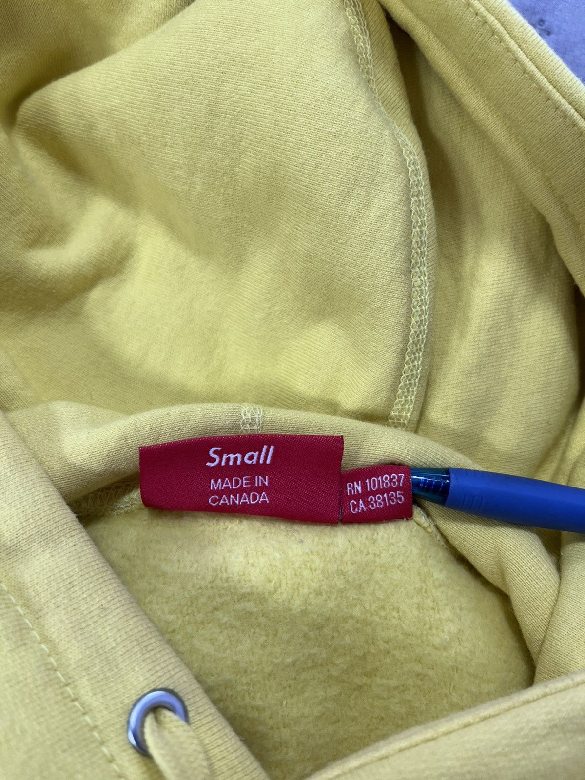 Supreme Supreme Cross Box Logo Hooded Sweatshirt YELLOW Small Size US S / EU 44-46 / 1 - 7 Thumbnail