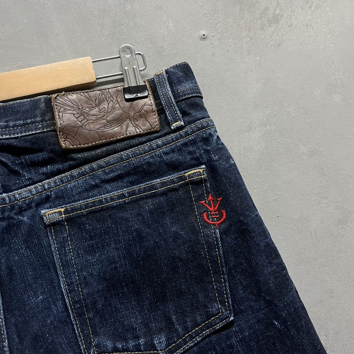 Naked & Famous Naked & Famous x Dragon Ball Z “Vegeta” Selvedge Denim Rare Size US 34 / EU 50 - 9 Thumbnail