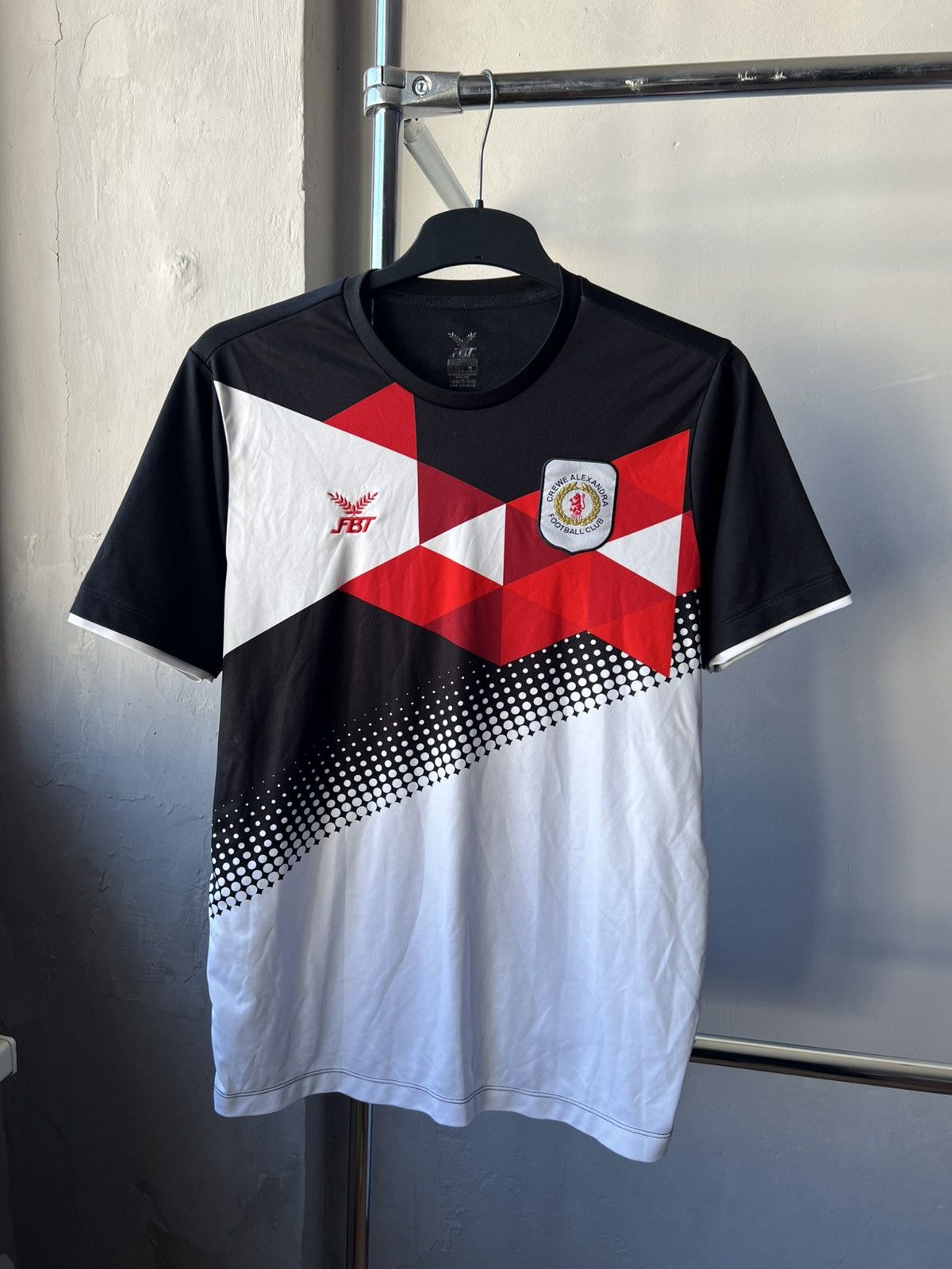 Vintage 2021/22 CREWE ALEXANDRA ELITE COLLECTION SOCCER JERSEY SHIRT Size US M / EU 48-50 / 2 - 2 Thumbnail