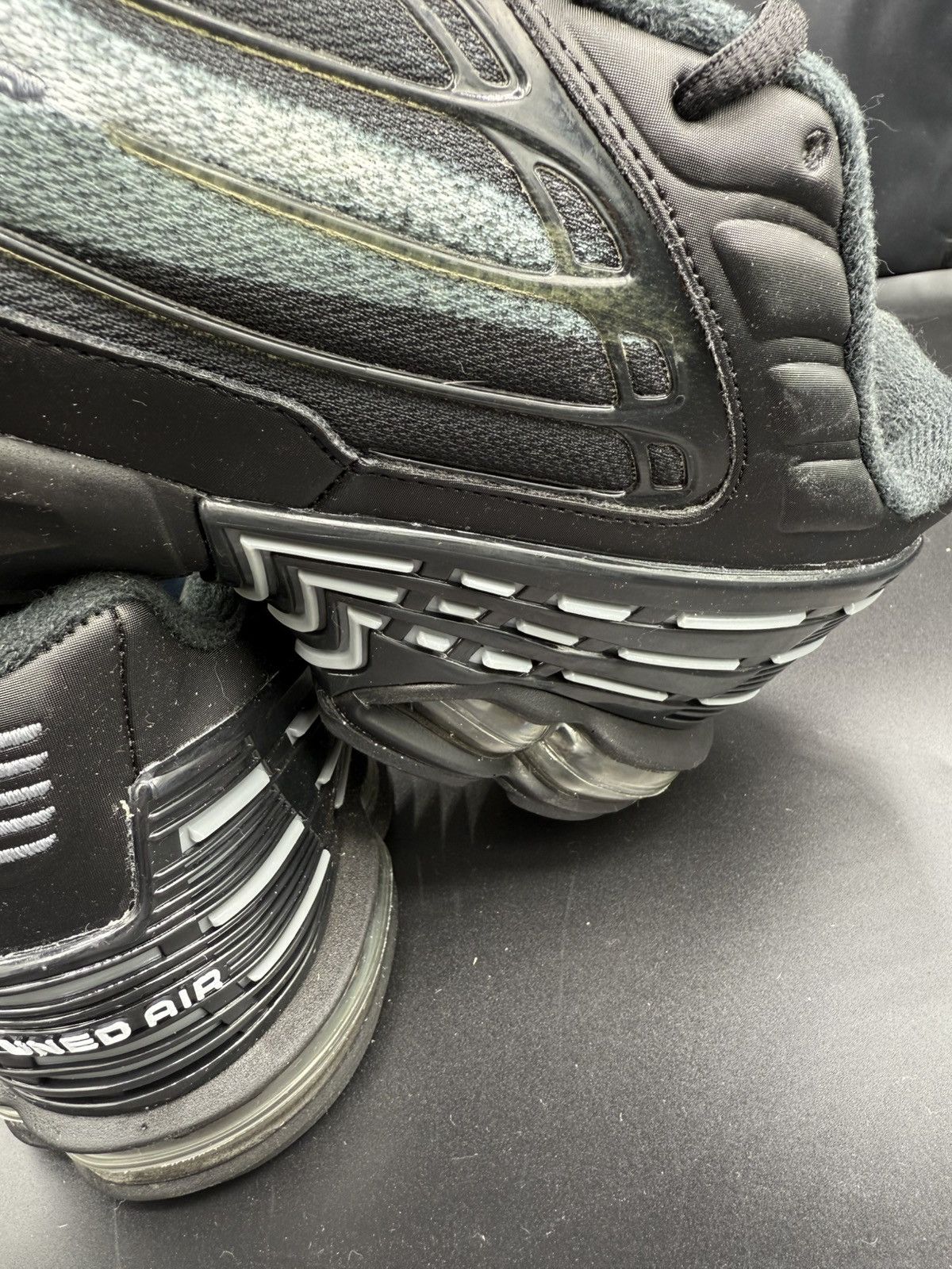 Nike NIKE TUNED 3 Black/Grey Swoosh Size US 10 / EU 43 - 7 Thumbnail