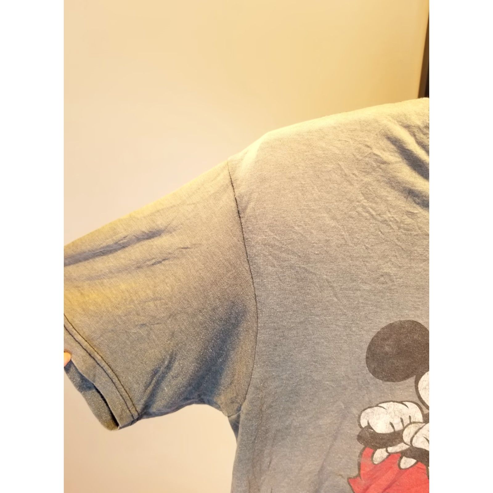 Disney VINTAGE Disney Mickey Mouse Gradient Sun Faded Paper Thin T-Shirt SZ LARGE T-Shirt Crew Neck Short Sleeve Cotton Blue Mens Size US L / EU 52-54 / 3 - 6 Thumbnail