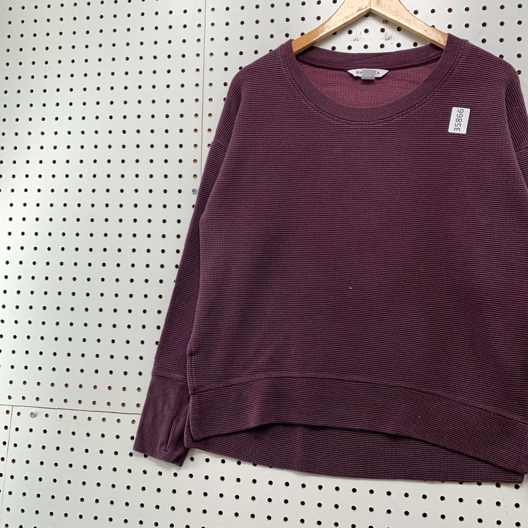 Athleta VINTAGE Athleta Thermal Long Sleeve Shirt Womens M Purple Casual 90s Athleta Thermal Long Sleeve Shirt Womens M Purple Casual Size M / US 6-8 / IT 42-44 - 3 Thumbnail