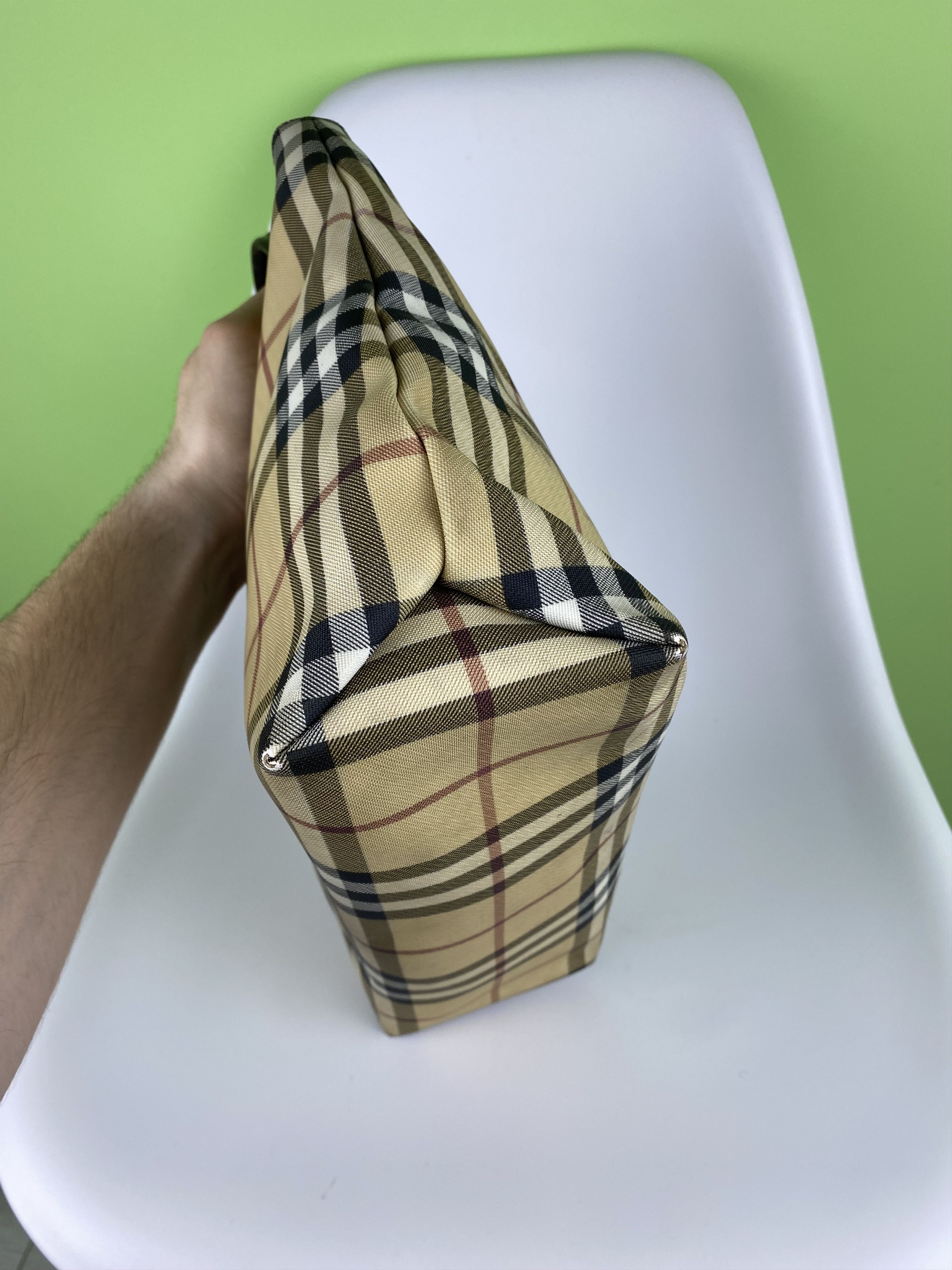 Burberry Burberry London Beige Nova Check Coated Canvas Tote Bag Size ONE SIZE - 13 Thumbnail