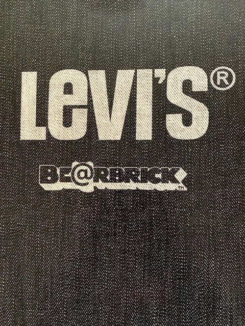 Medicom Toy MEDICOM 1000% BEARBRICK LEVIS 501 BLACK DENIM NUMBERED Size ONE SIZE - 9 Thumbnail