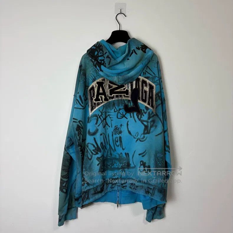 Balenciaga Balenciaga Blue Manchester Mud Dyed Destroyed Zip Hoodie Size US XXL / EU 58 / 5 - 2 Thumbnail